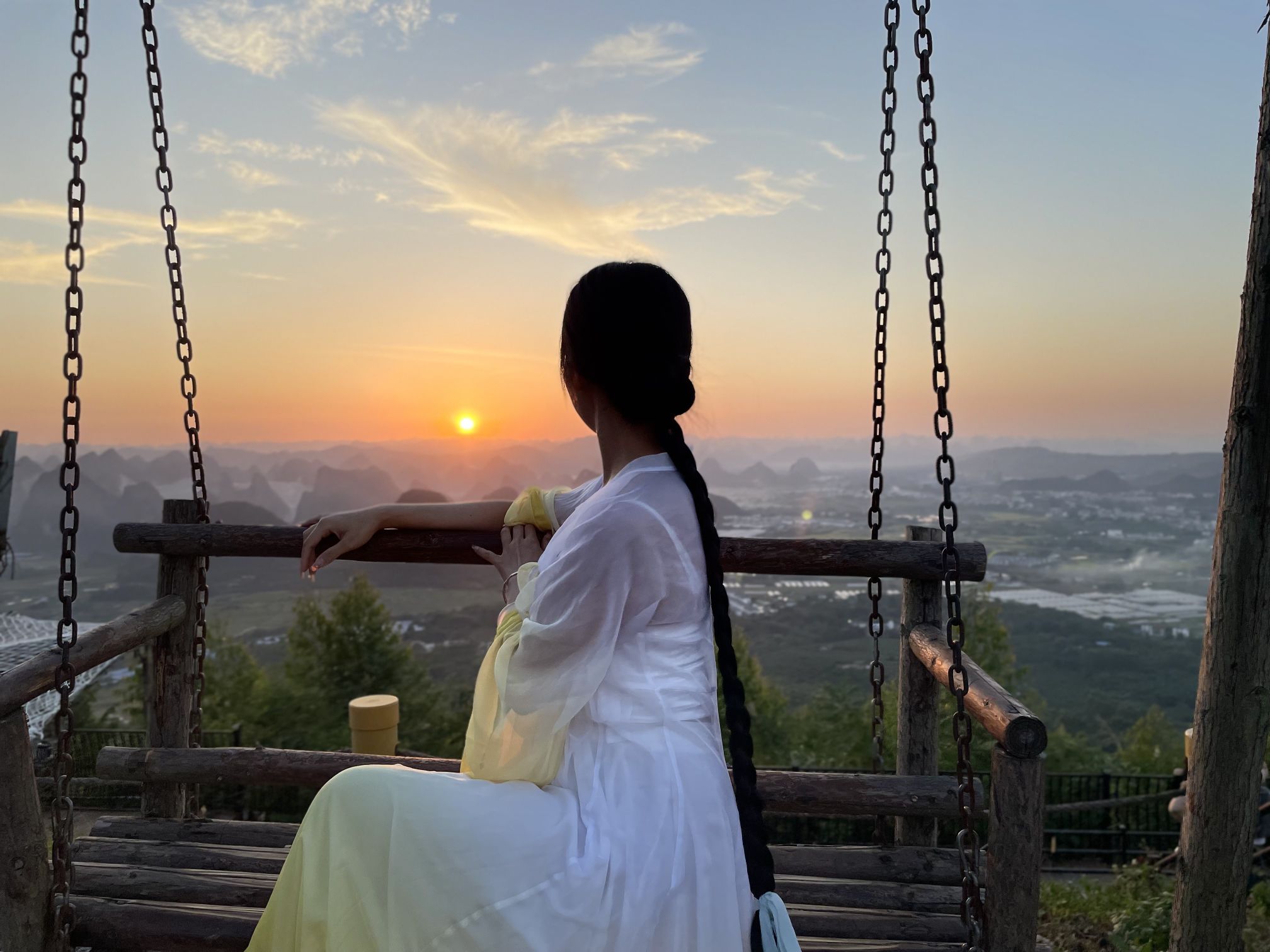 螺蛳粉小镇旅行图片 2