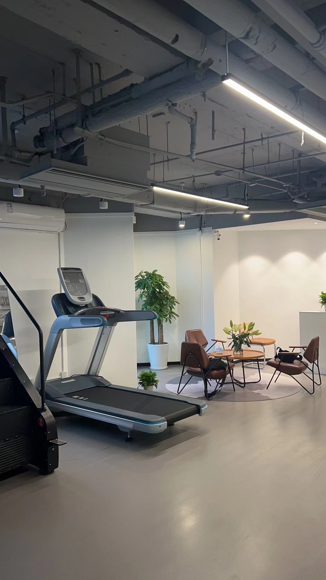 场地封面-六两半健身(长宁交通大学店)