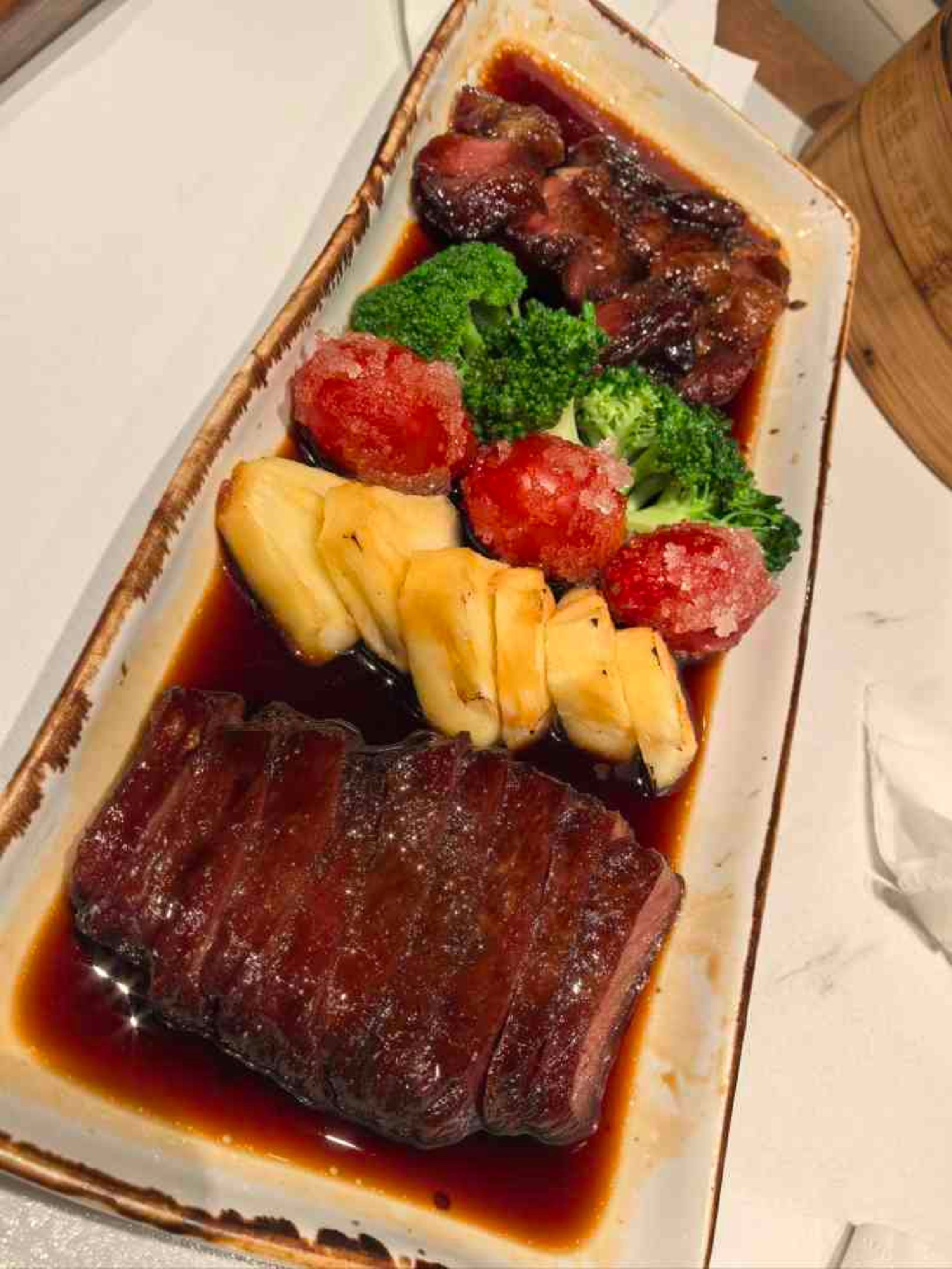 小鹅皇港式餐厅(抚顺顺城万达广场店)