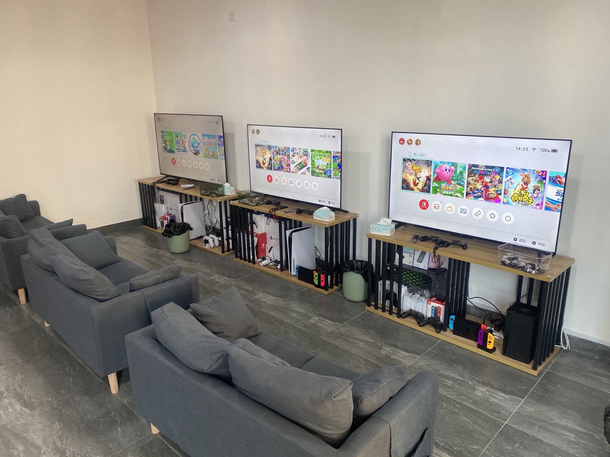一间游戏屋Switch·PS5主机游戏·桌游(首创奥特莱斯店)