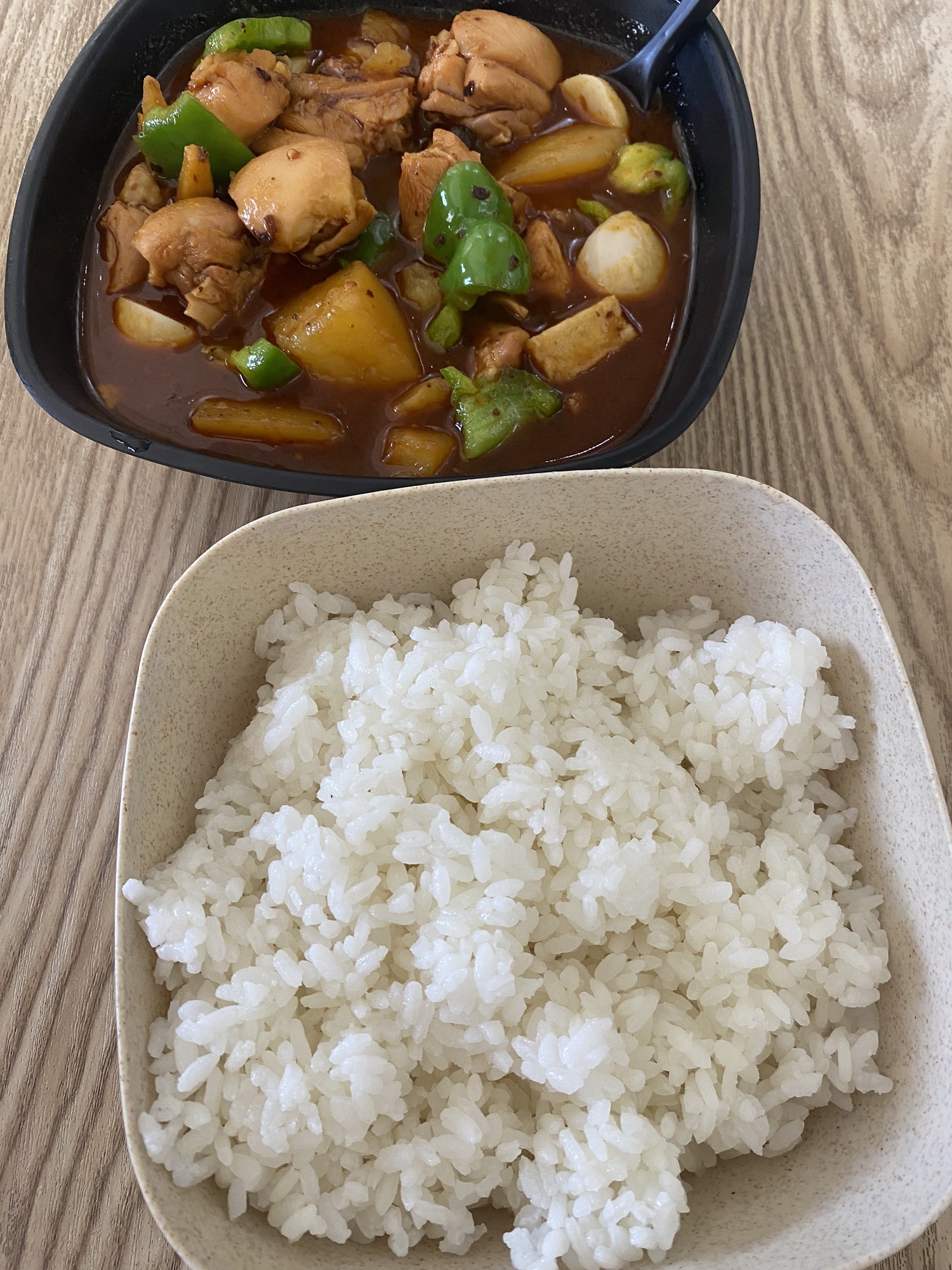 逍遥阁烤肉拌饭丶米线丶黄焖鸡丶饮品(石家庄宝能中心店)