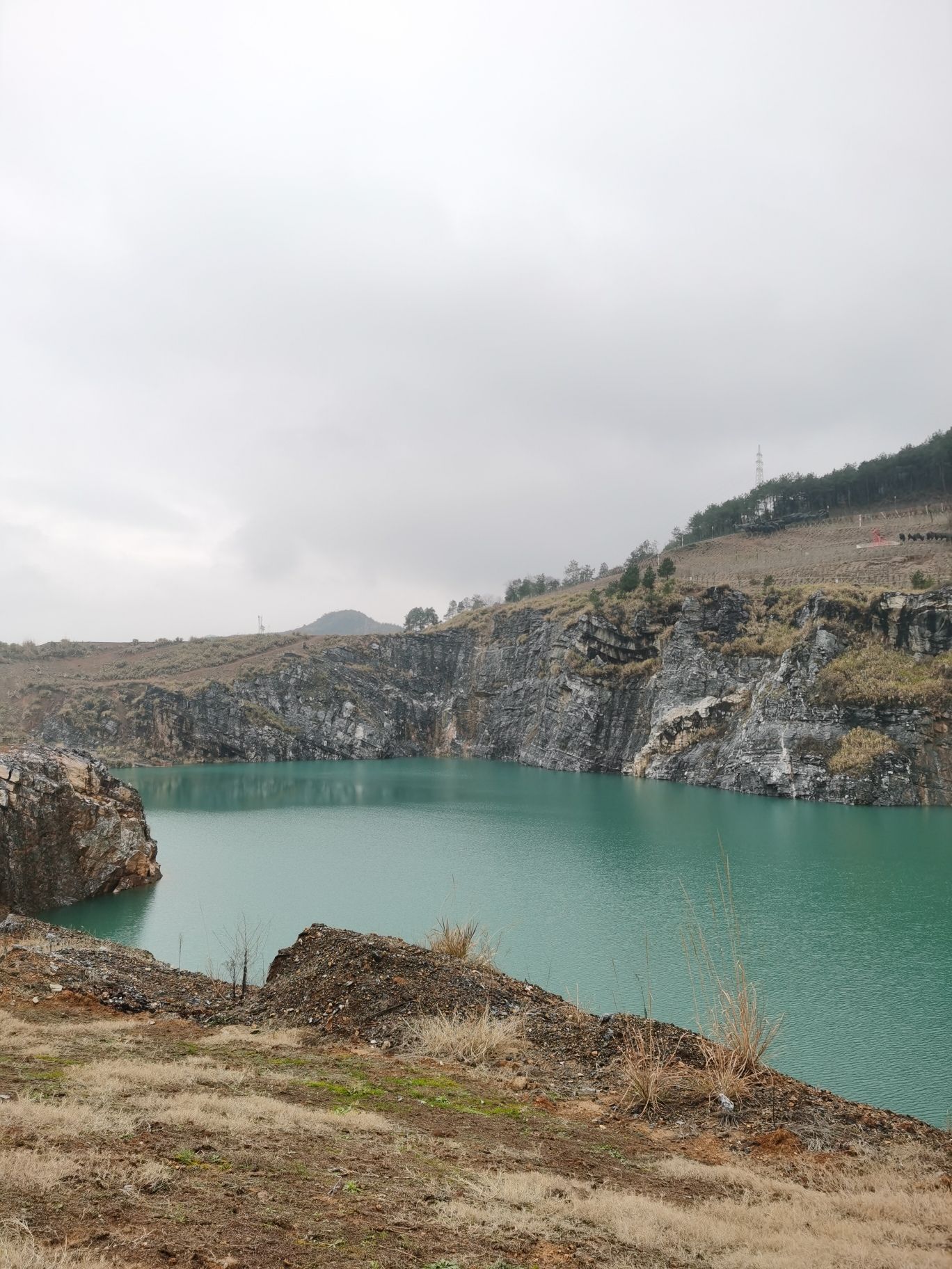 起凤山矿坑公园旅行图片 1