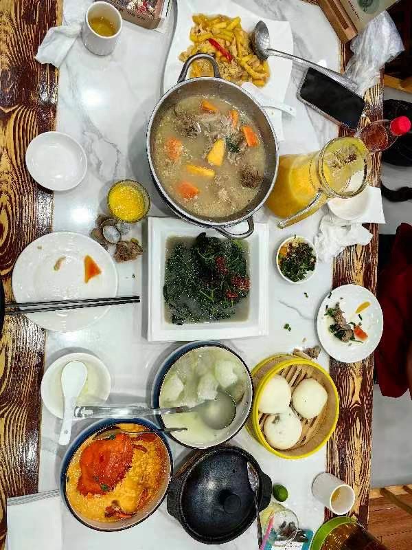 陵河大院海南鸡饭·和乐蟹·嘉积鸭