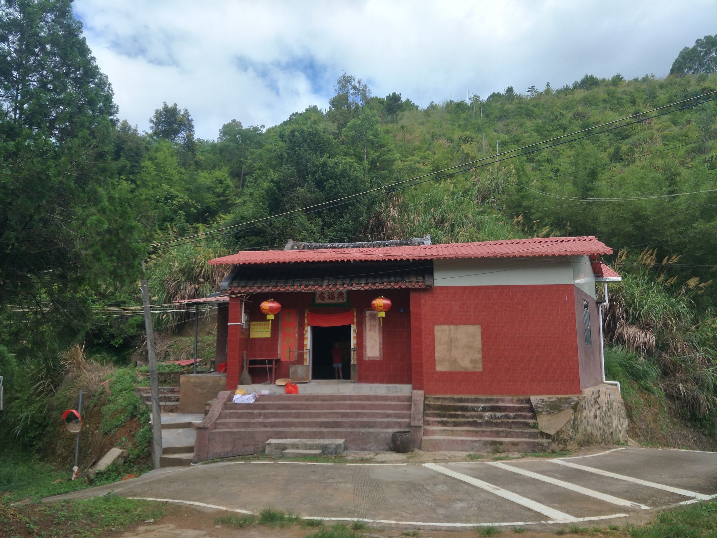 梅县区南口镇过龙村兴福庵实景照片