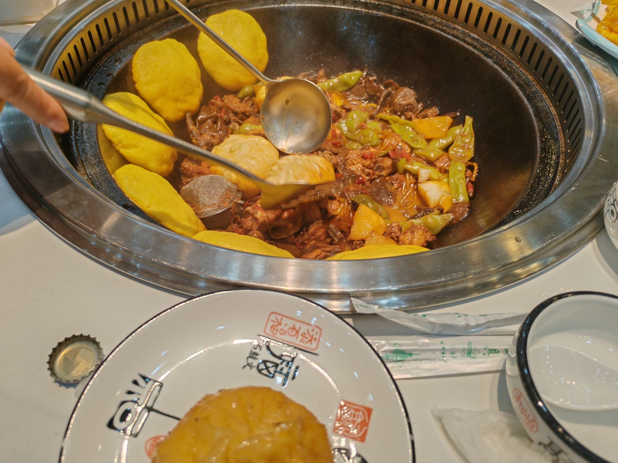 黑土风情铁锅炖(金水河畔店)