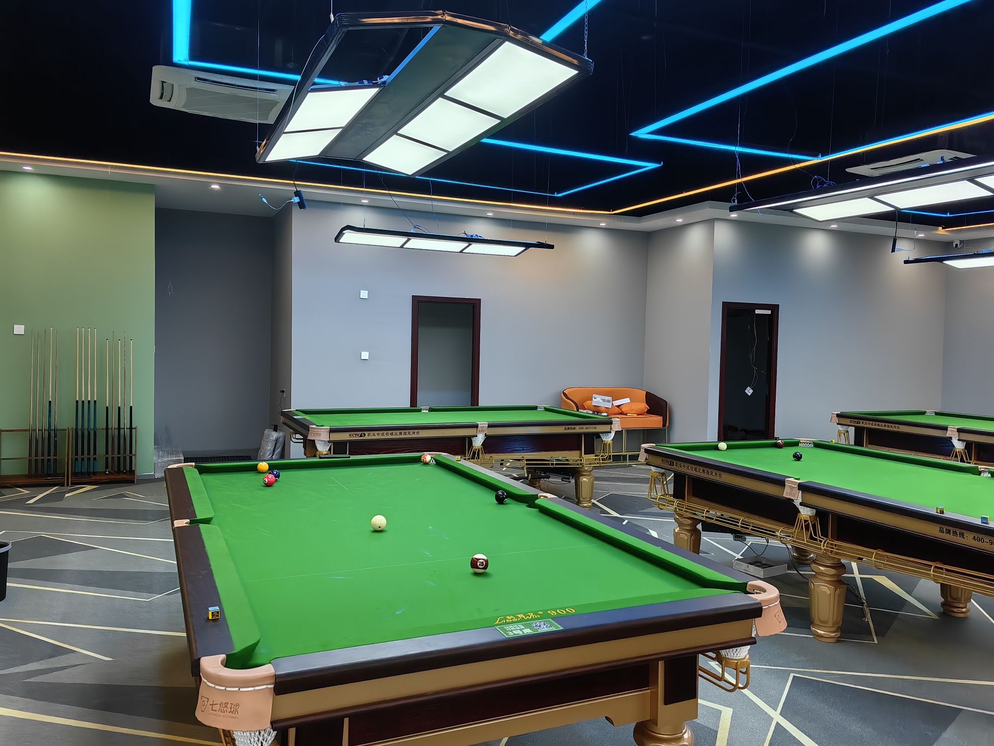 场地封面-七悠球·24h自助台球俱乐部(文旅城店)