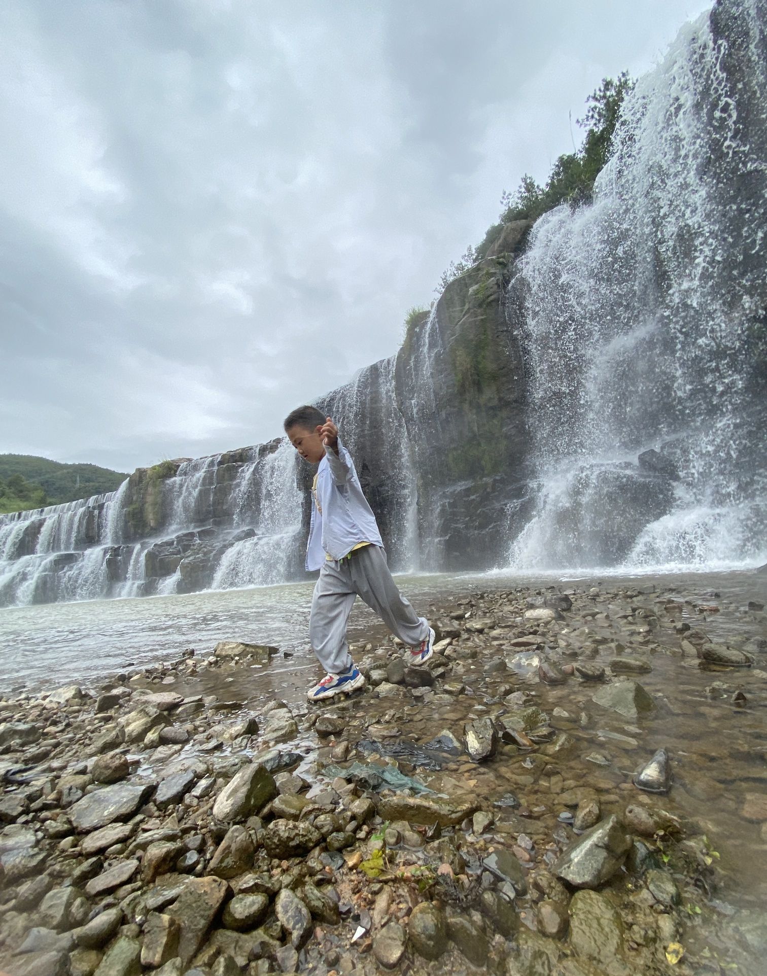 雪溪瀑布旅行图片 3