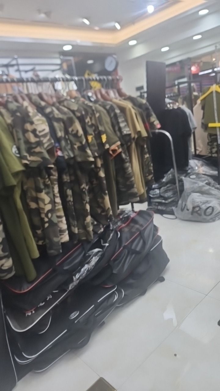 拉钩迷彩服装商行(中山沙溪龙瑞国际服装城店)