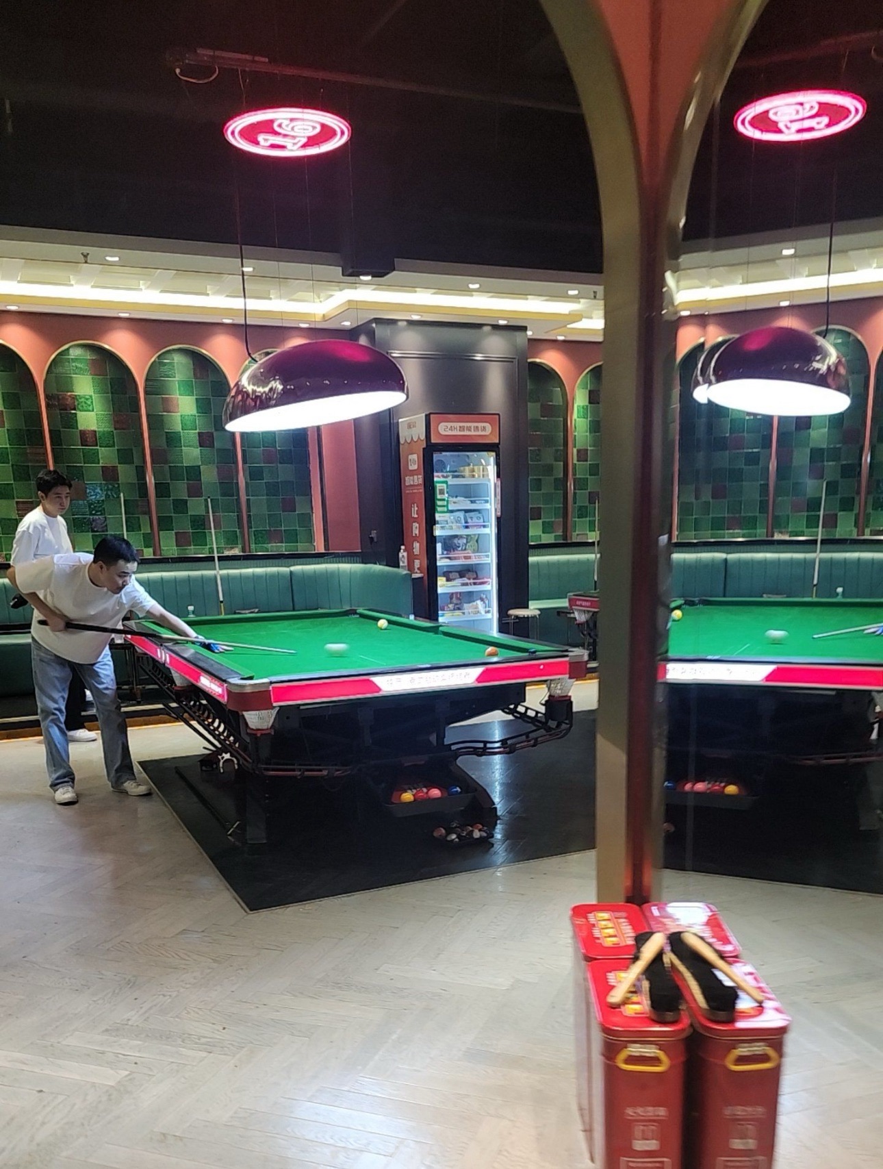 场地封面-夜时尚台球俱乐部(凯德1818店)