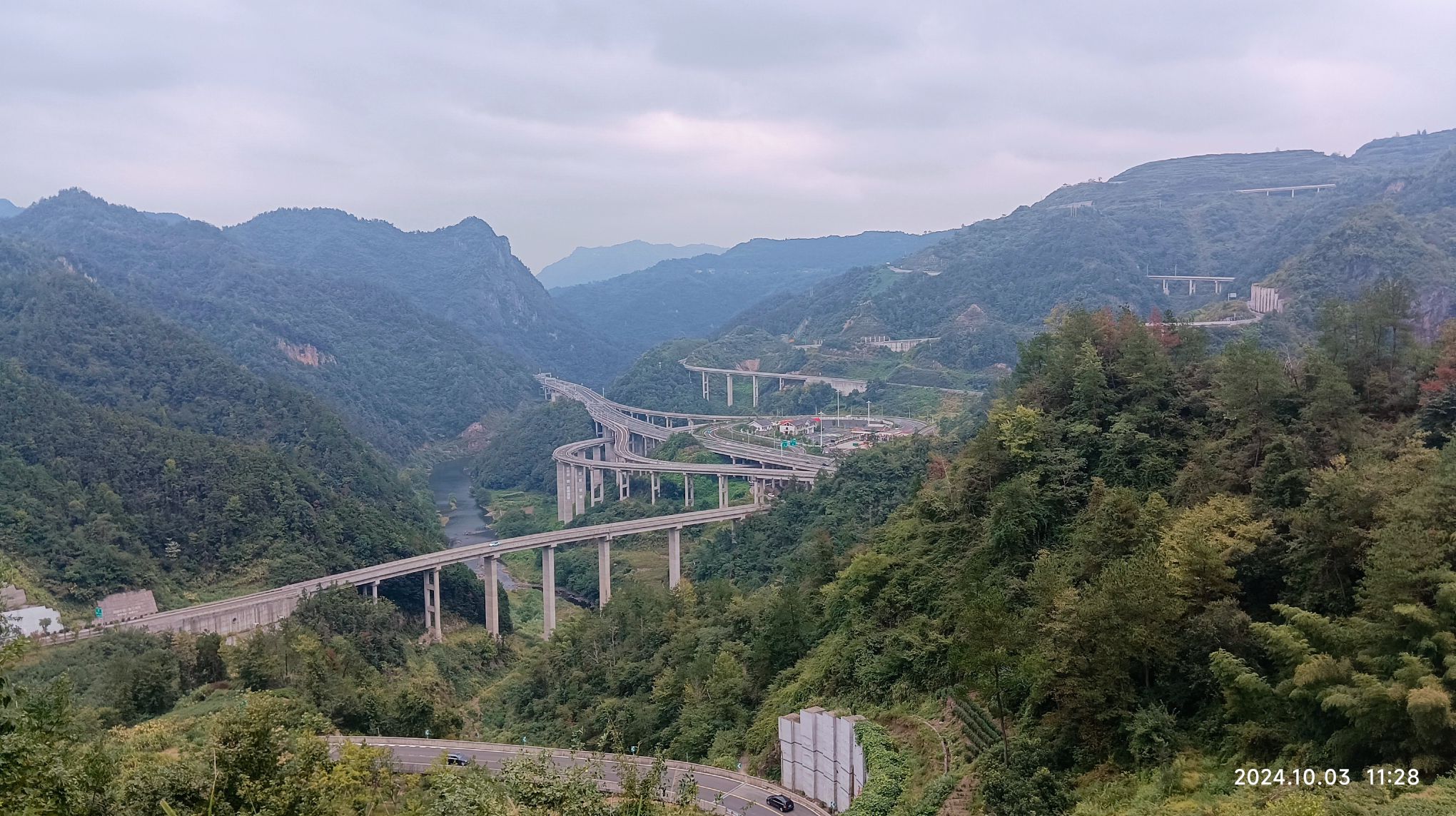 尖山互通观景台旅行图片 1