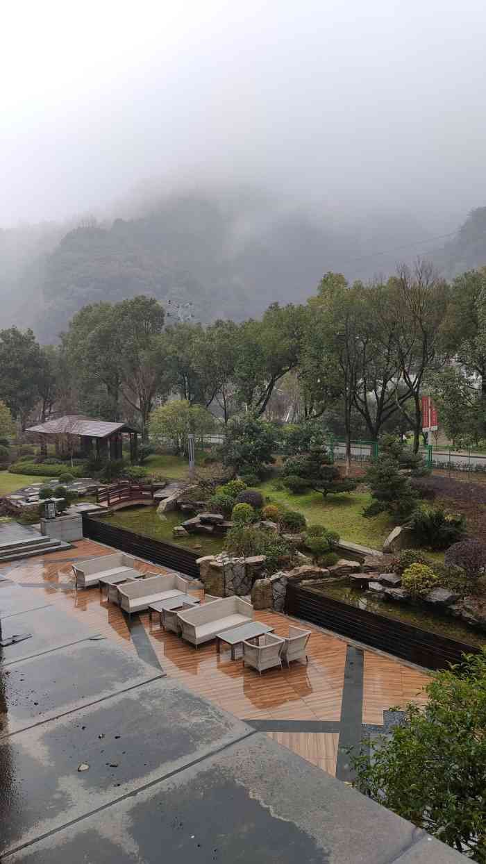 湖景山庄