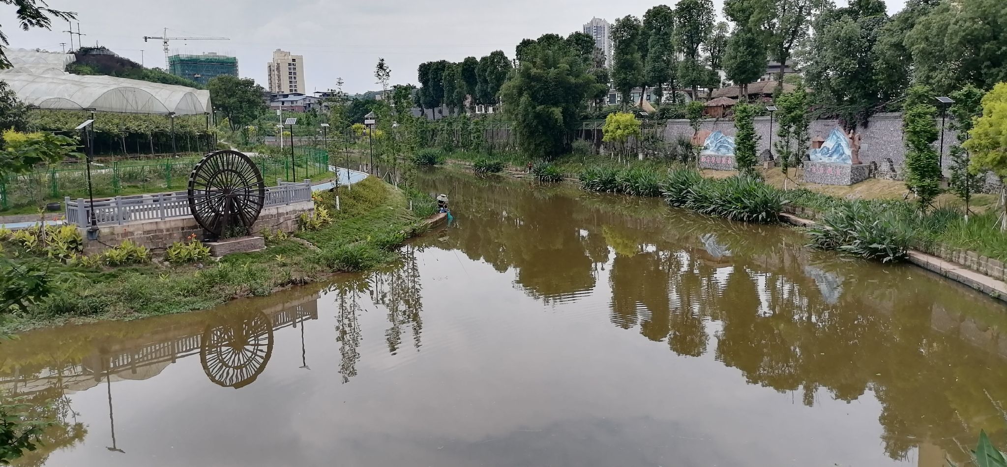 场地封面-清栖谷·漫溪林舍野炊营地