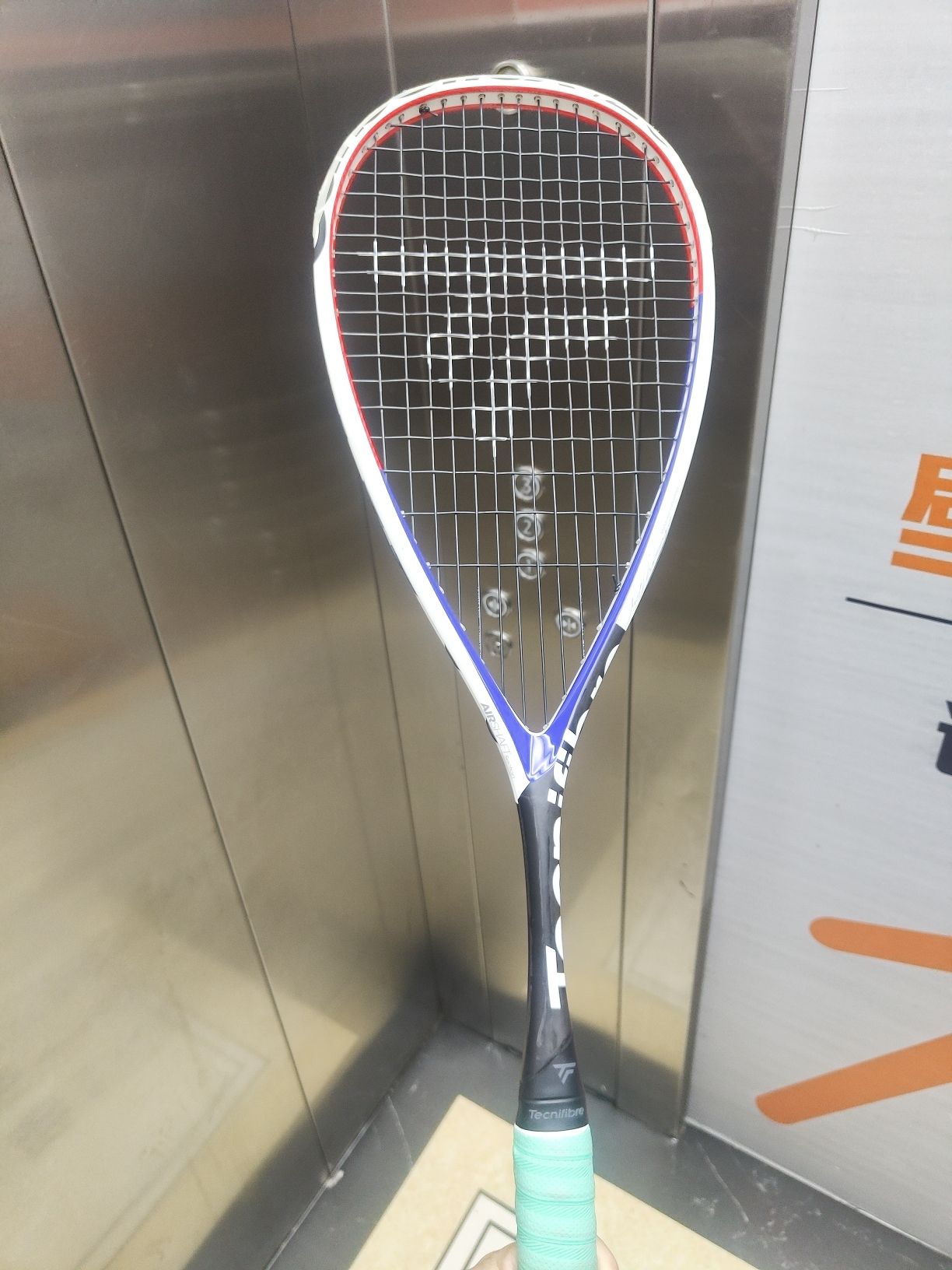 场地封面-美冠壁球俱乐部