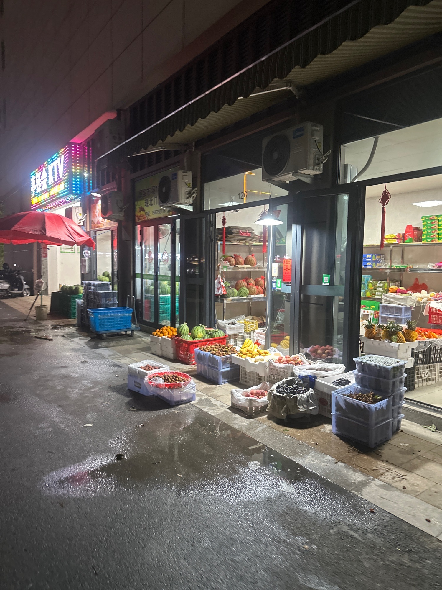义亭中心菜市场
