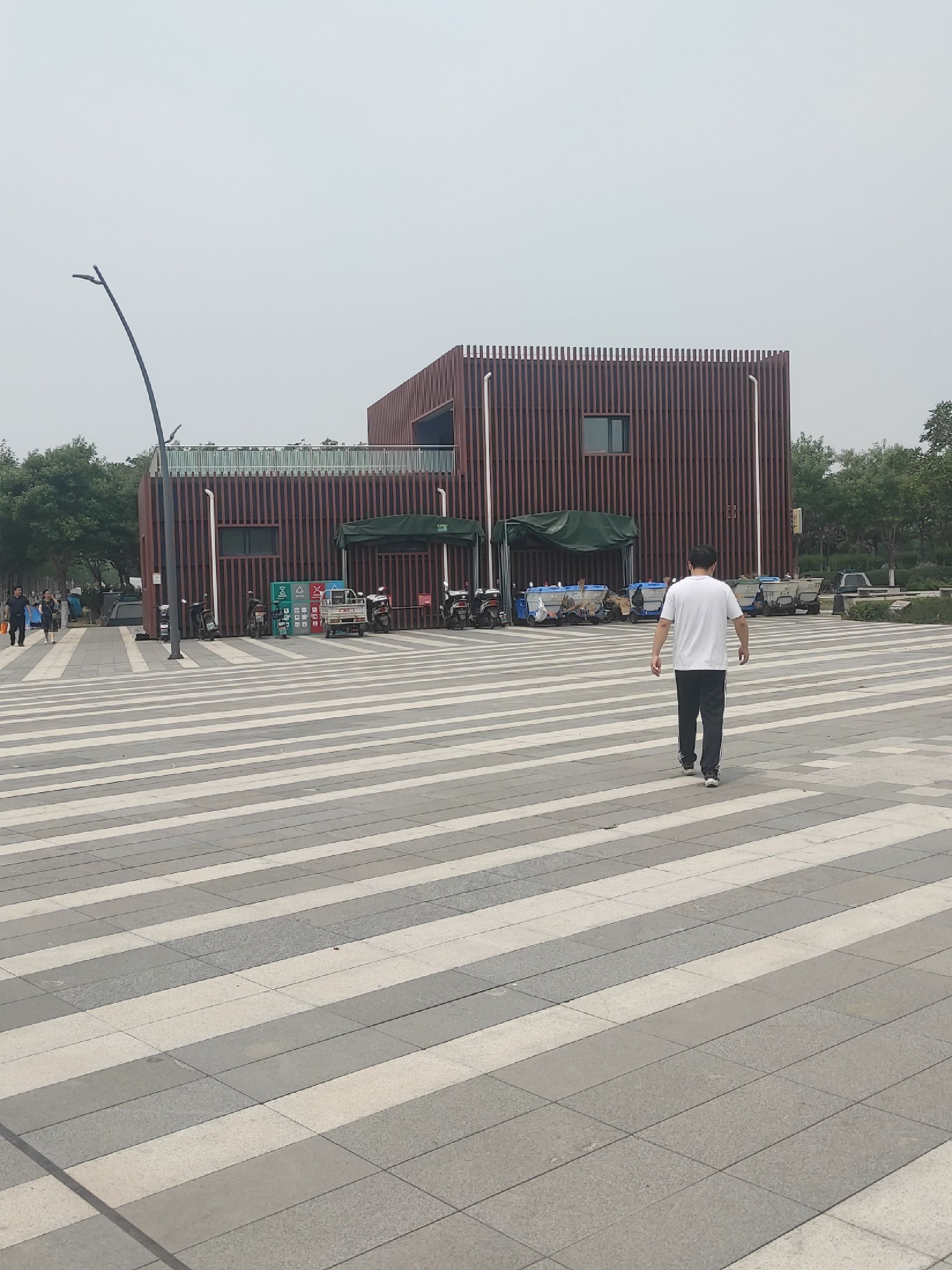 活力广场旅行图片 1