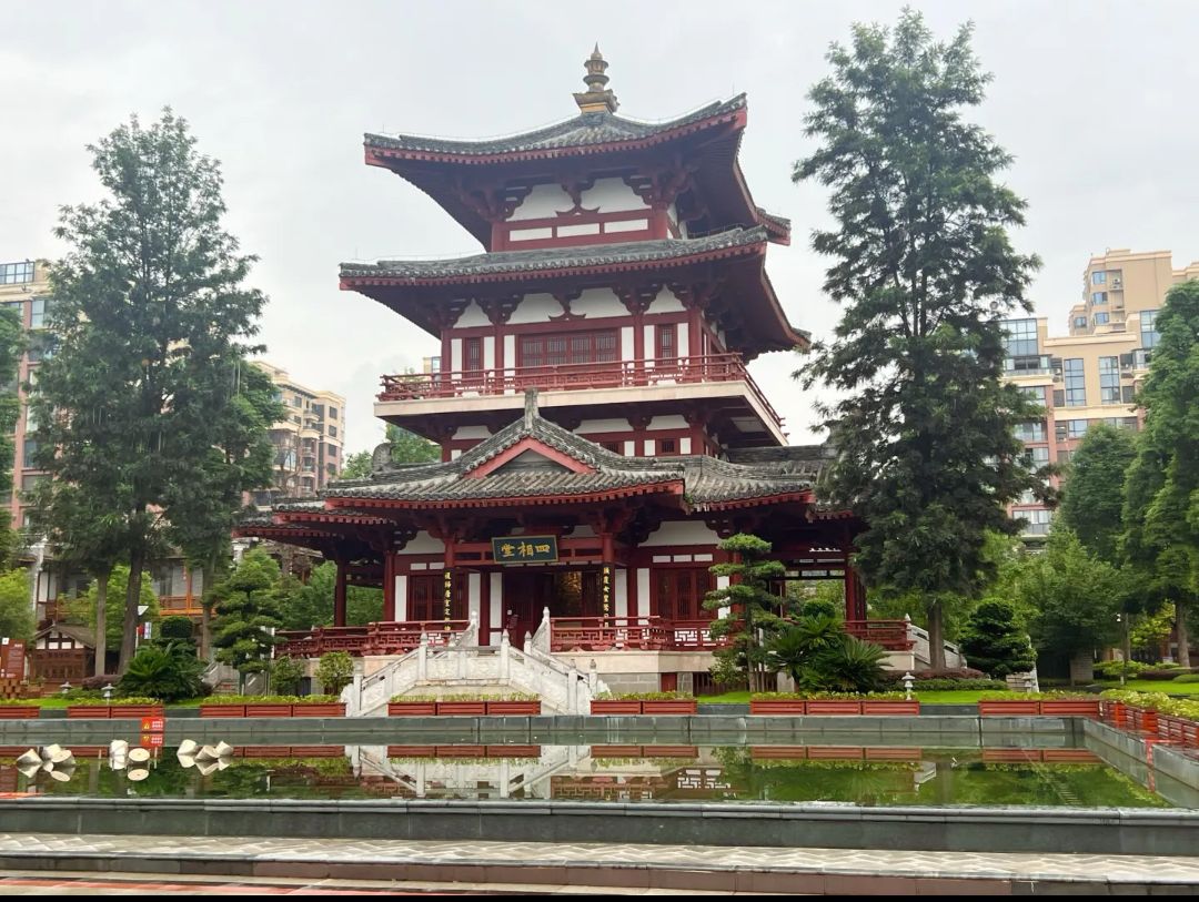 崇州唐人街牌坊旅行图片 2