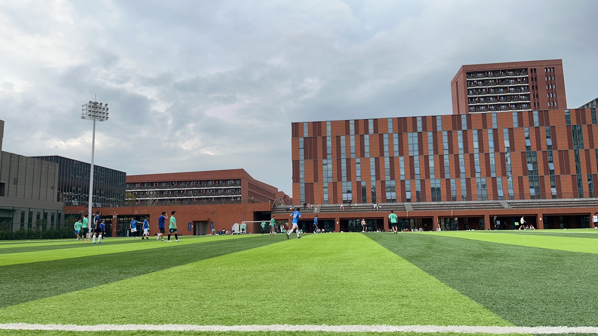 场地封面-浙江大学紫金港校区西足球场