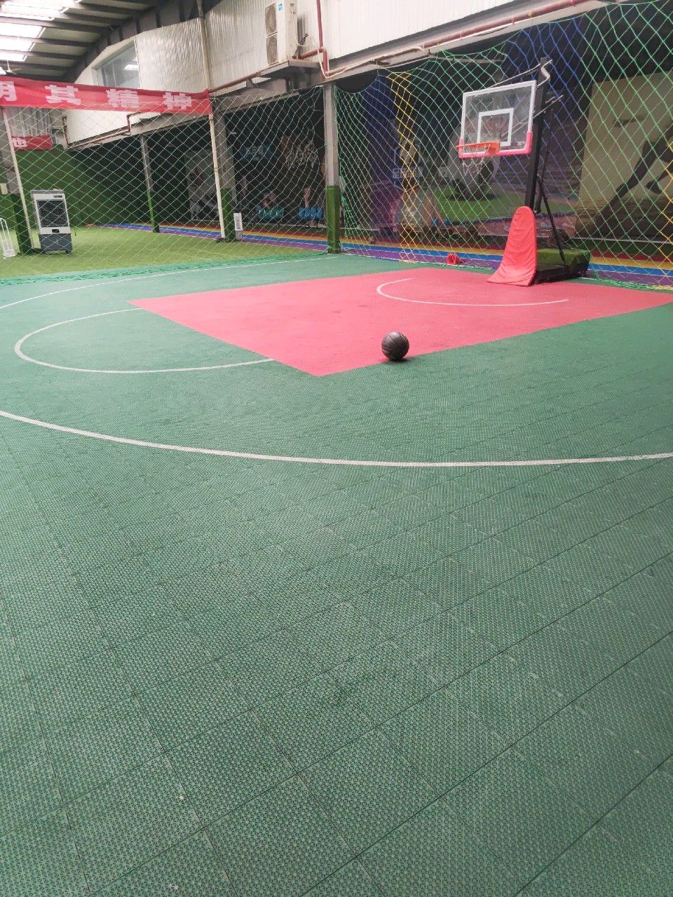 康德鑫运动俱乐部