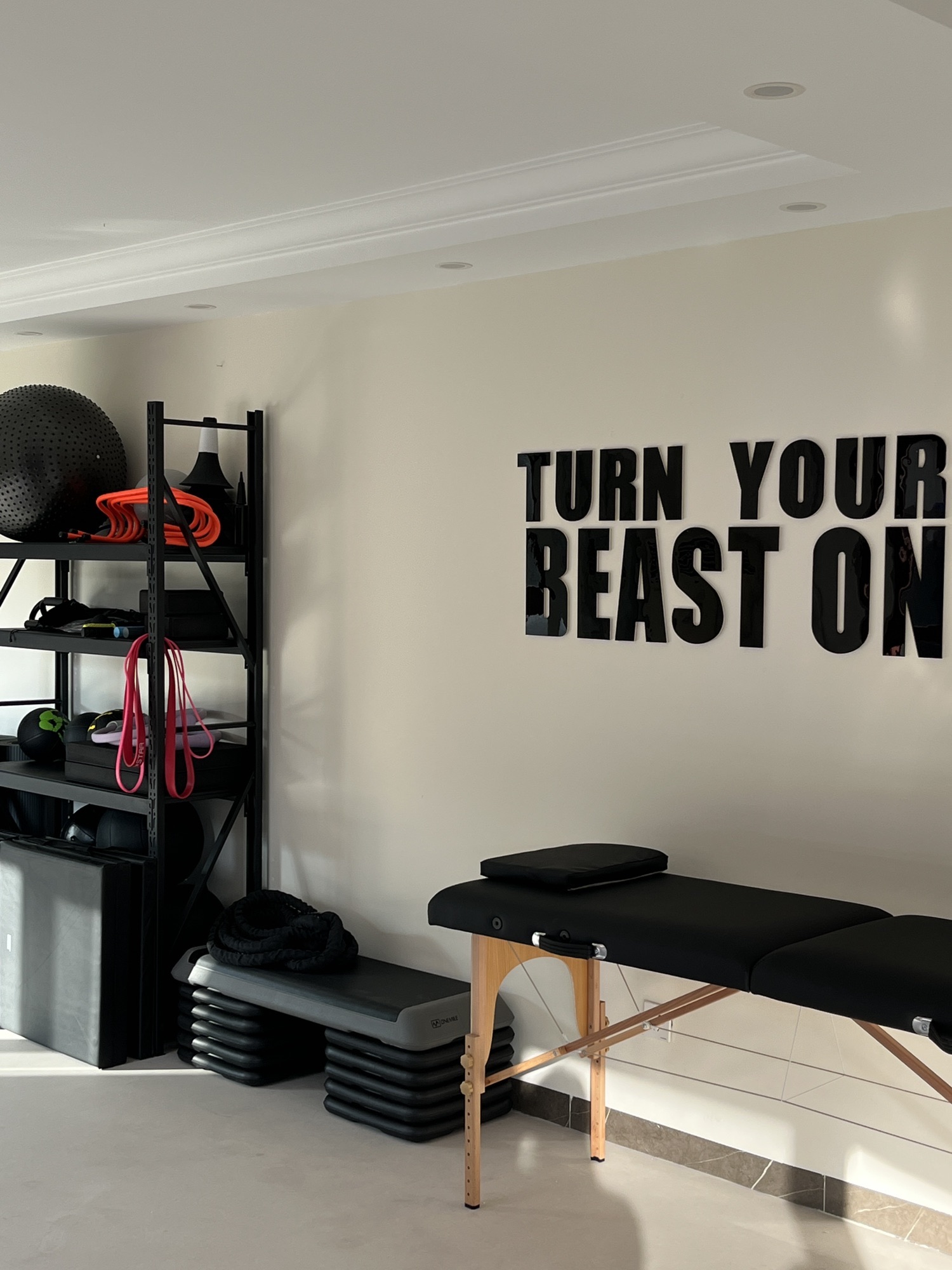 Shark.鲨鱼健身工作室