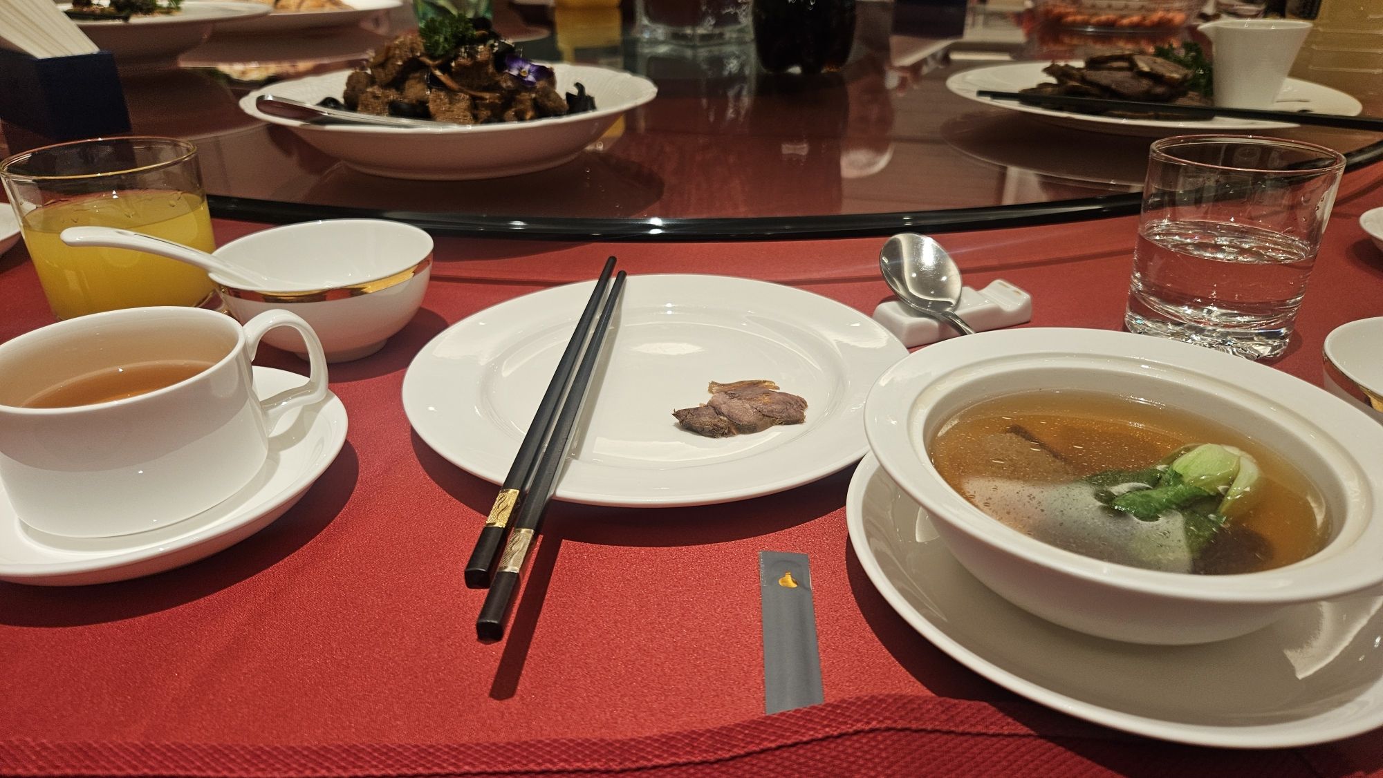 北京东城区附近的饭店餐馆有哪些？