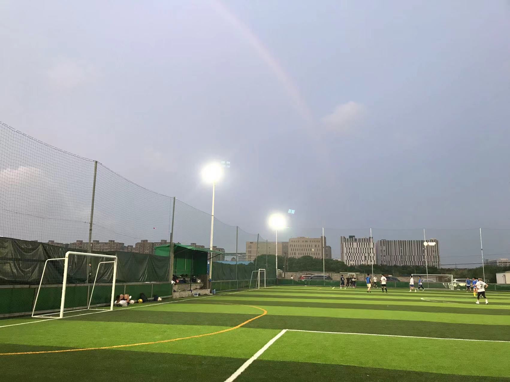 场地封面-浦沃星足球场