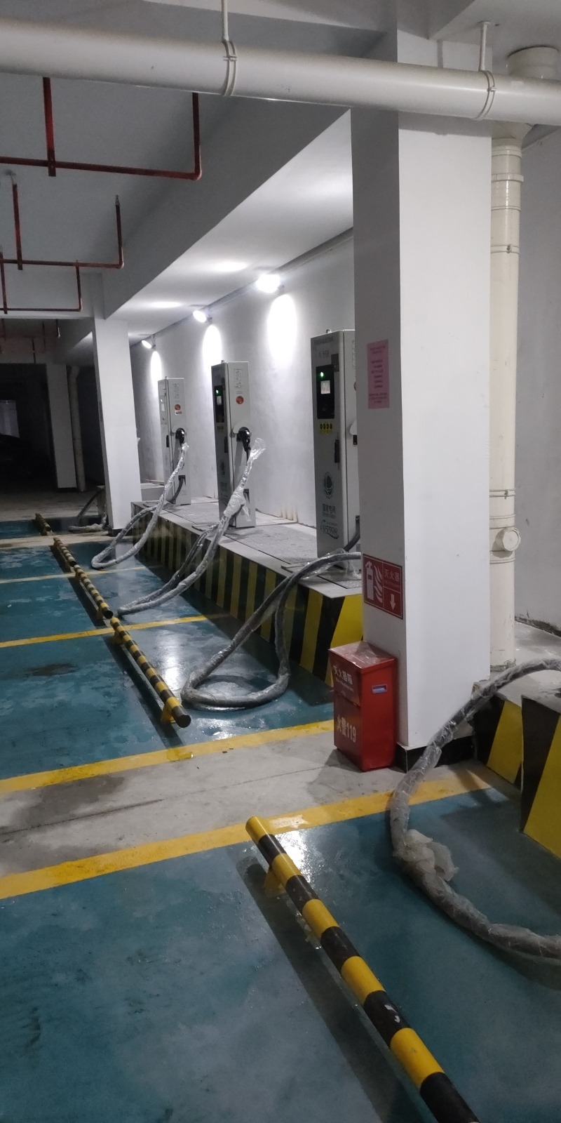 国家电网汽车充电站(福建省三明市泰宁县丹霞泰宁古城停车场充电站)