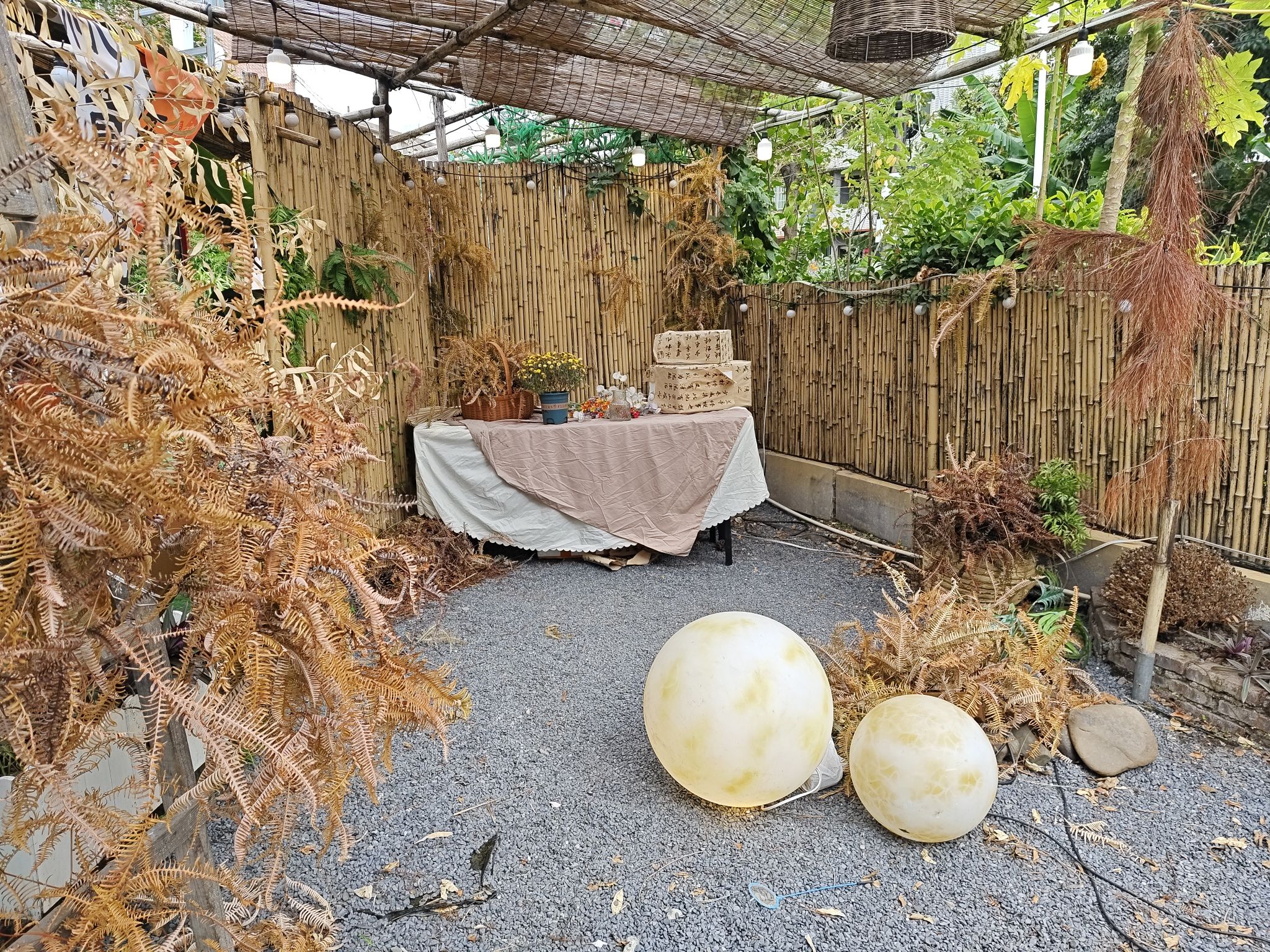 山色小院