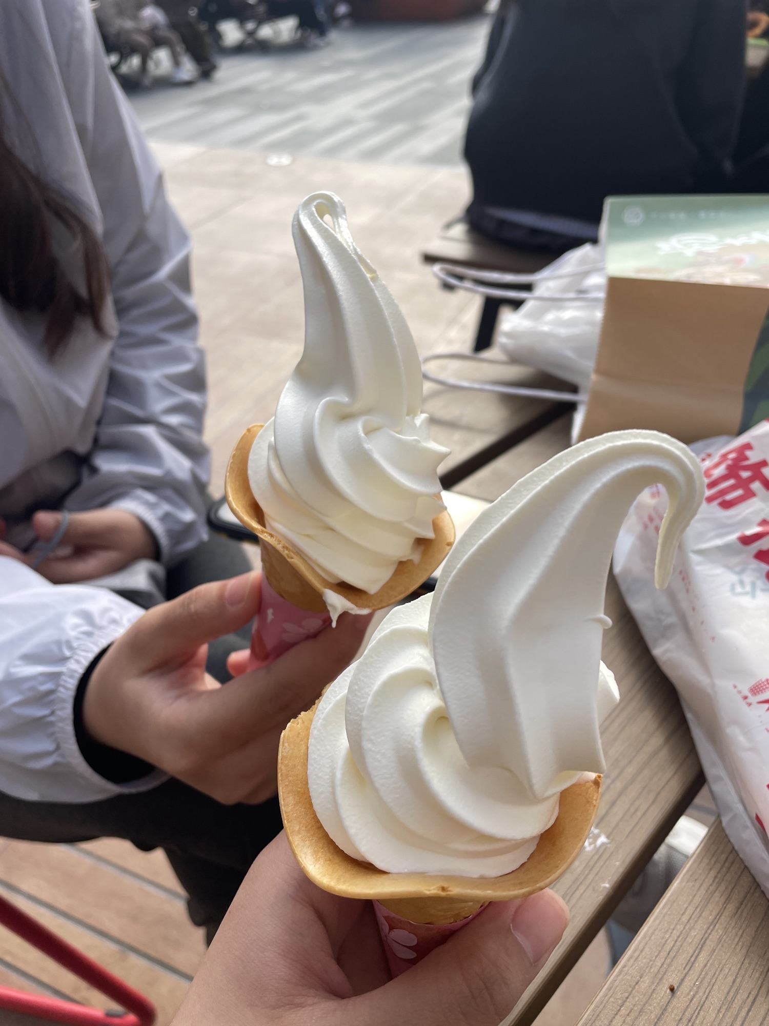 湾里庙水幕广场旅行图片 1
