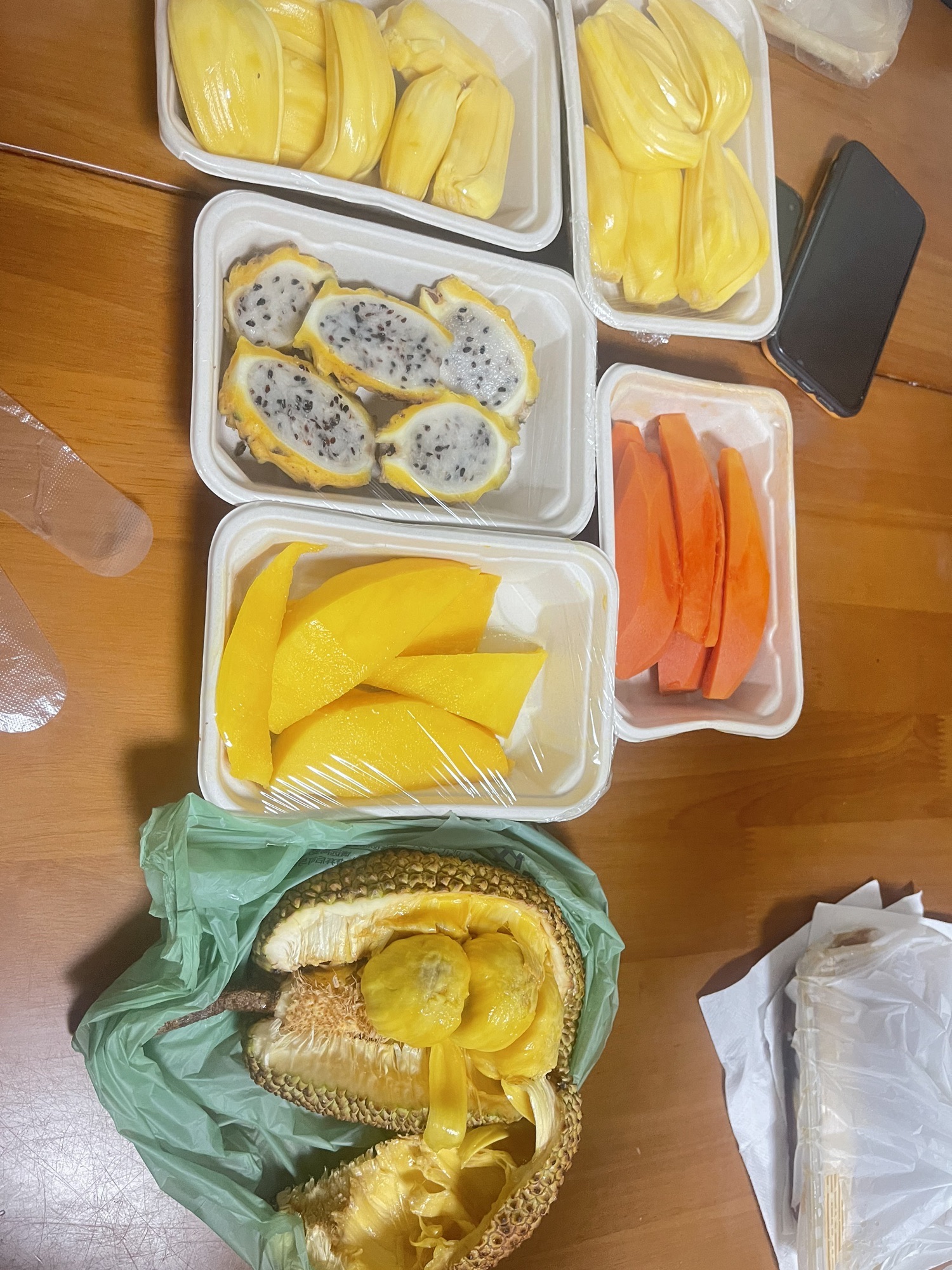 群众街社区金润夜市(金润广场店)