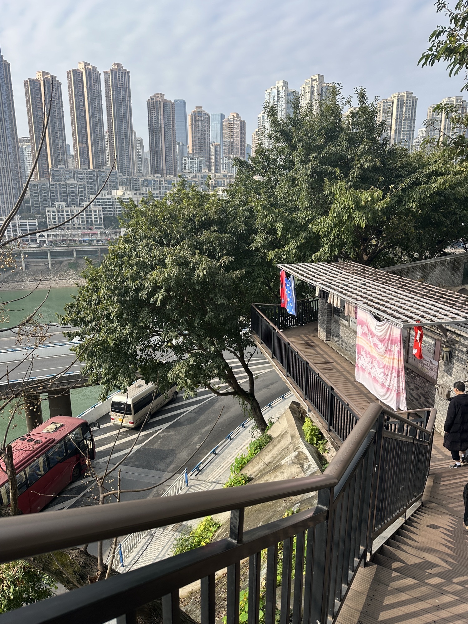 曾家岩临崖步道旅行图片 1