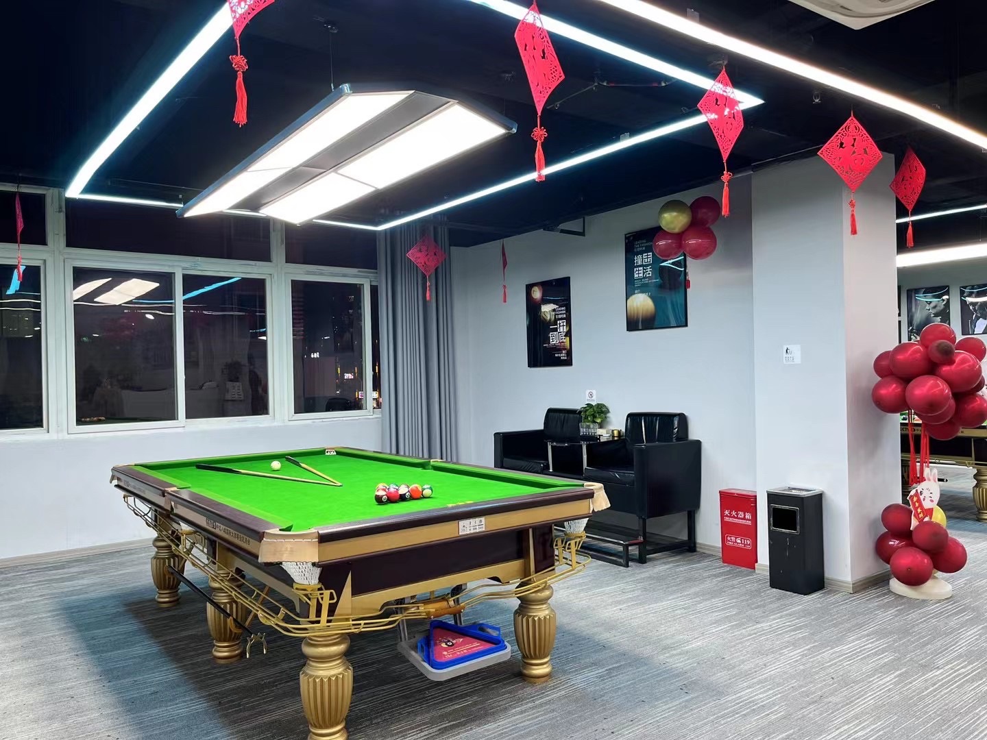 场地封面-寰宇台球俱乐部