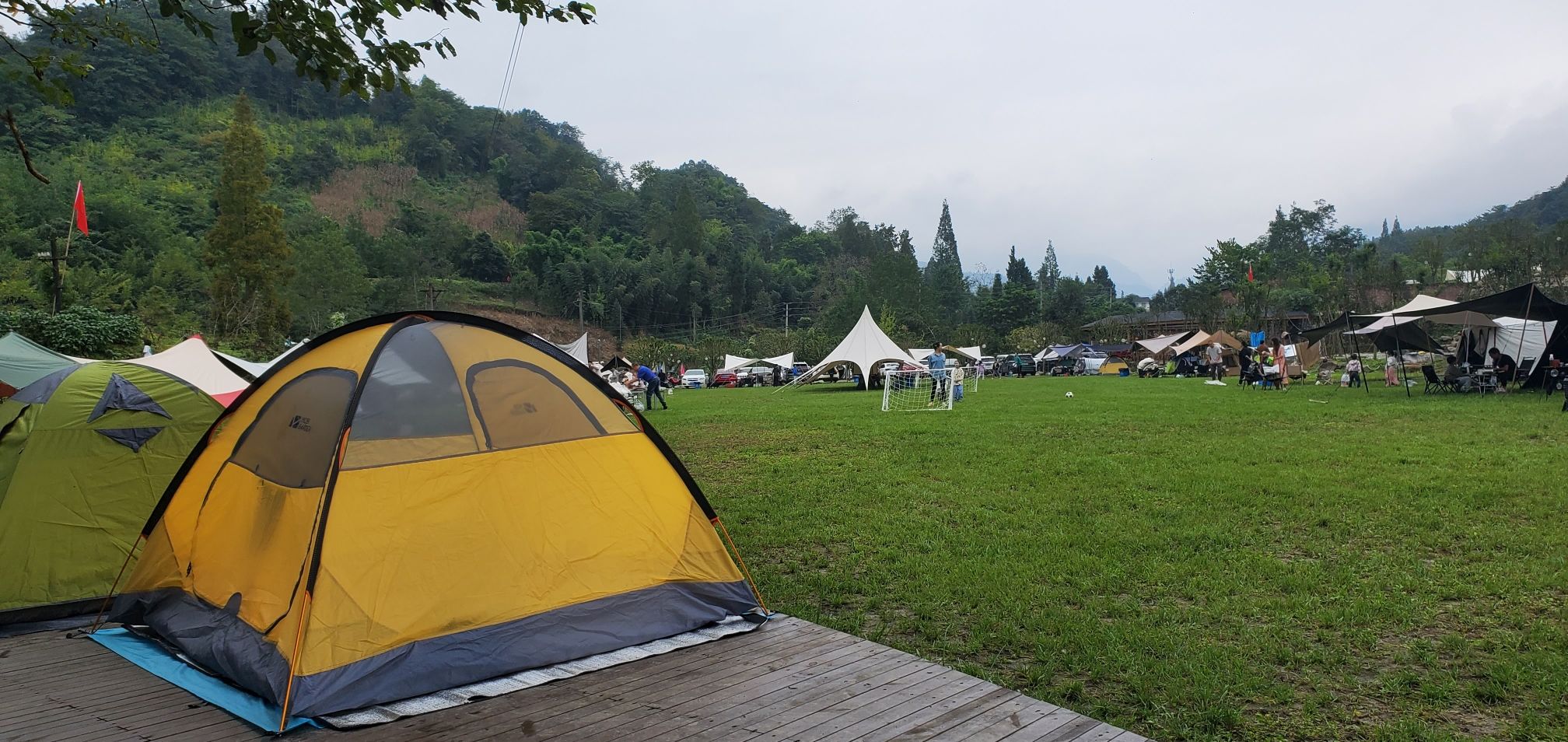 场地封面-磁峰半岛营地