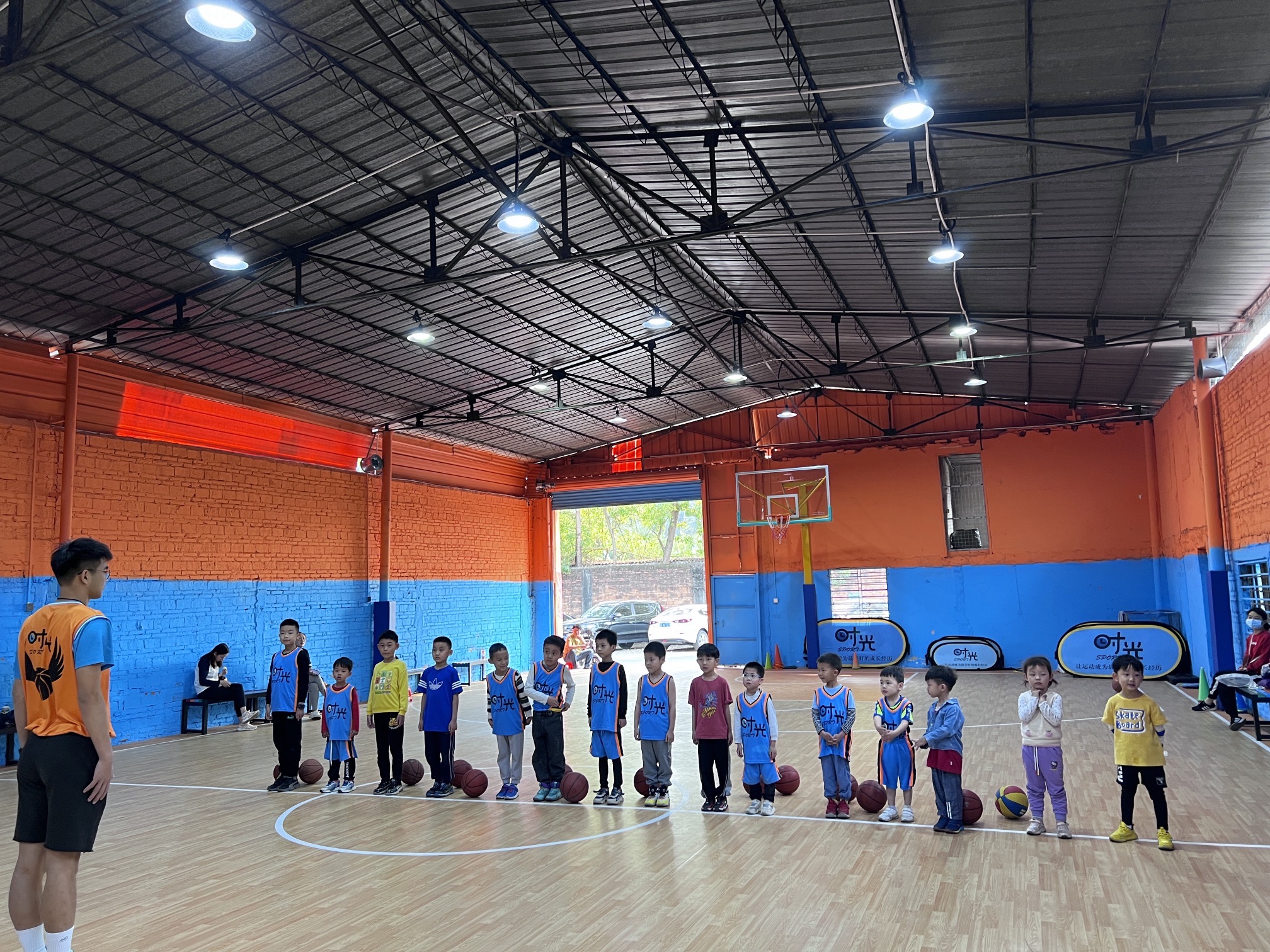 场地封面-时光篮球馆青少年训练基地