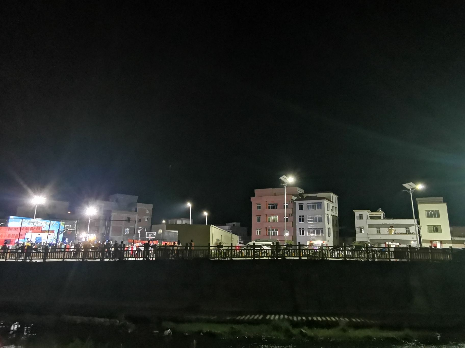 加益镇人民广场旅行图片 1
