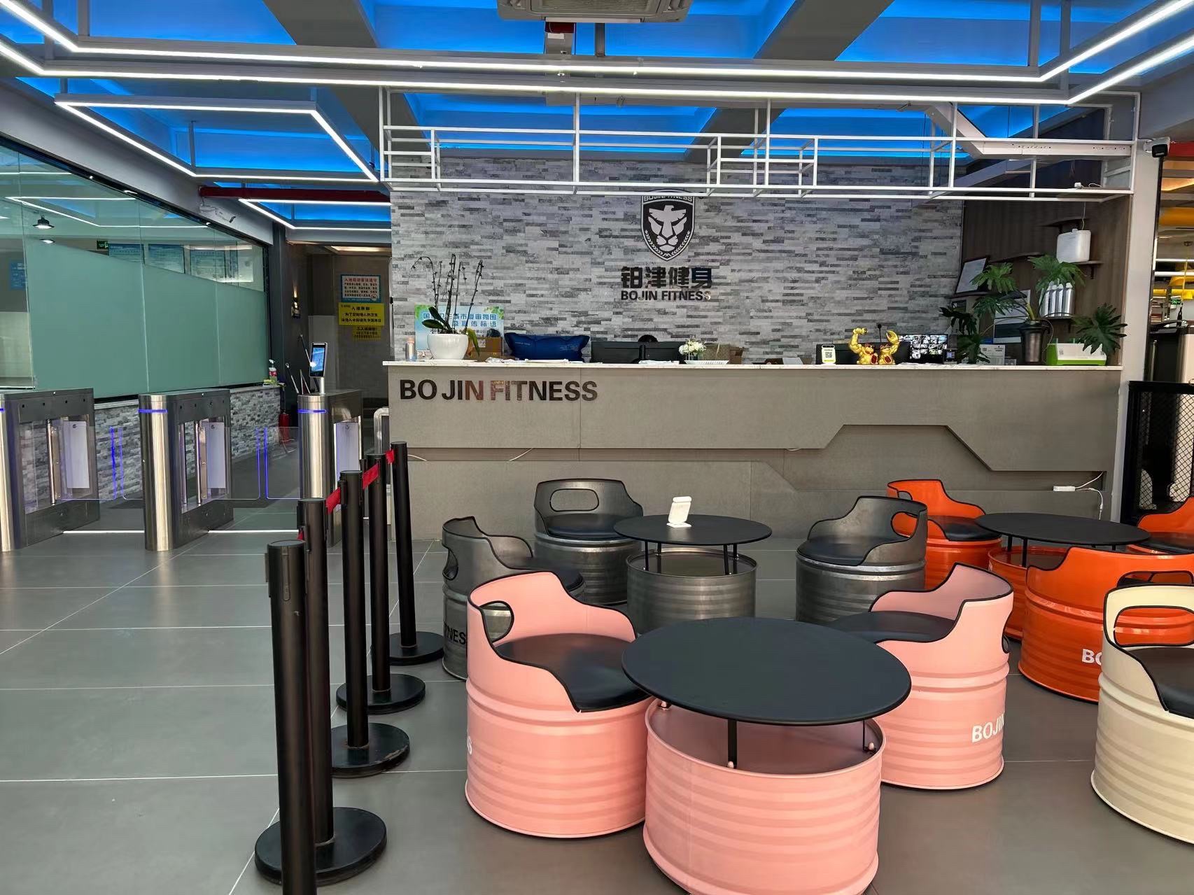 场地封面-铂津游泳健身(廊桥店)