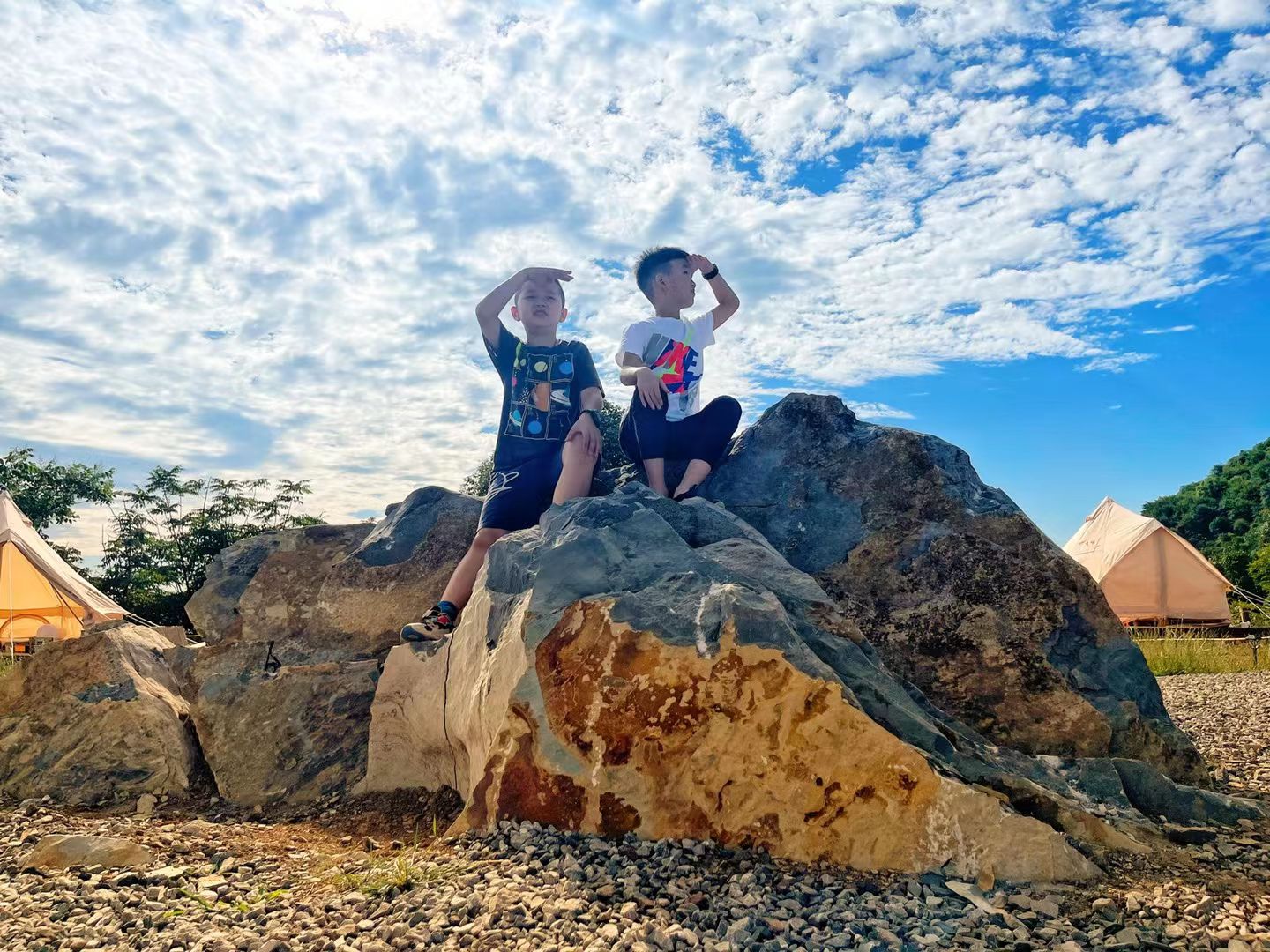 场地封面-窄门云海露营地