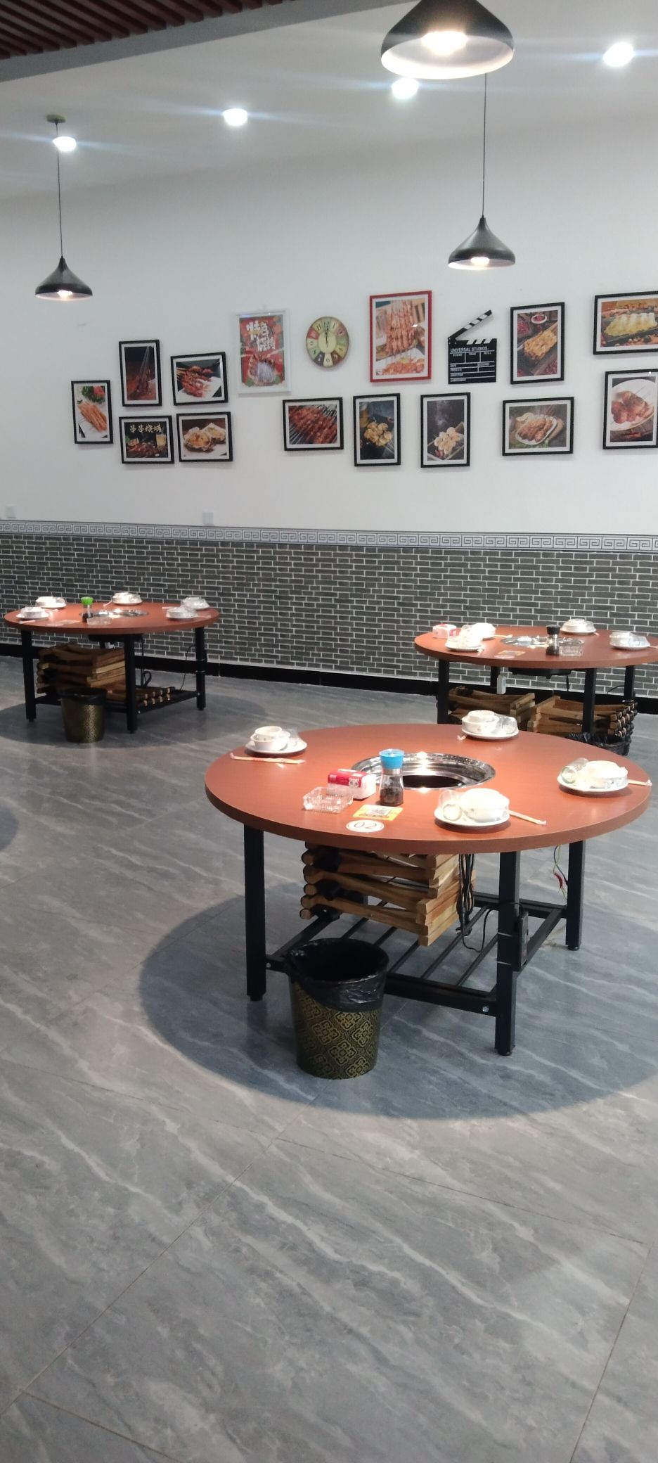 范家地摊烧烤带皮羊肉