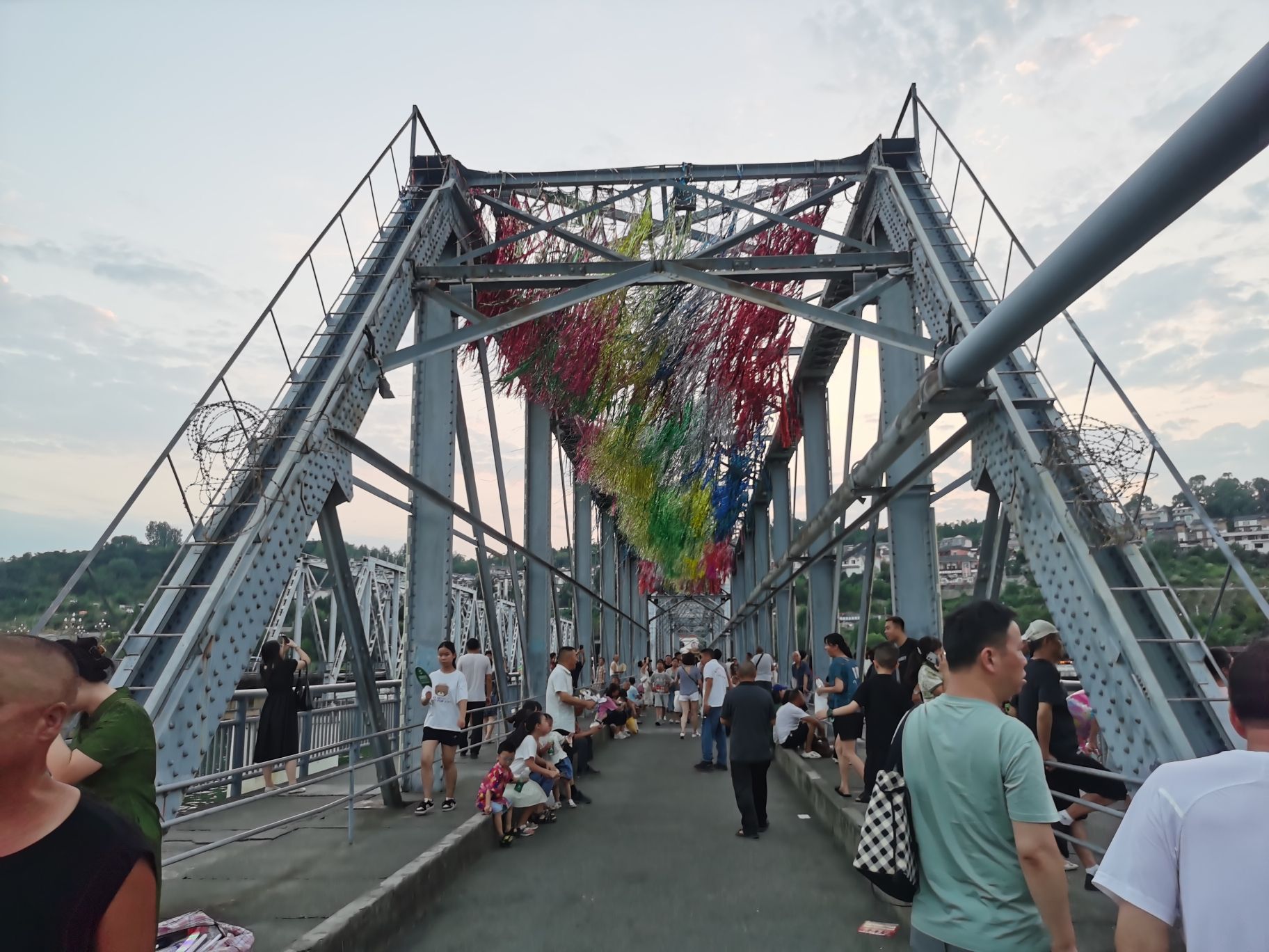 广元铁桥桥头公园旅行图片 2