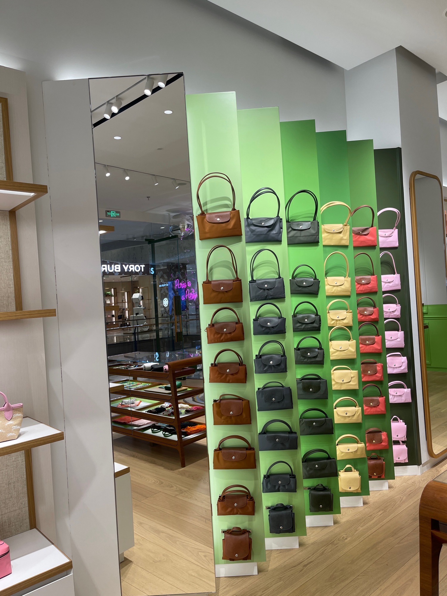 LONGCHAMP(济南万象城店)