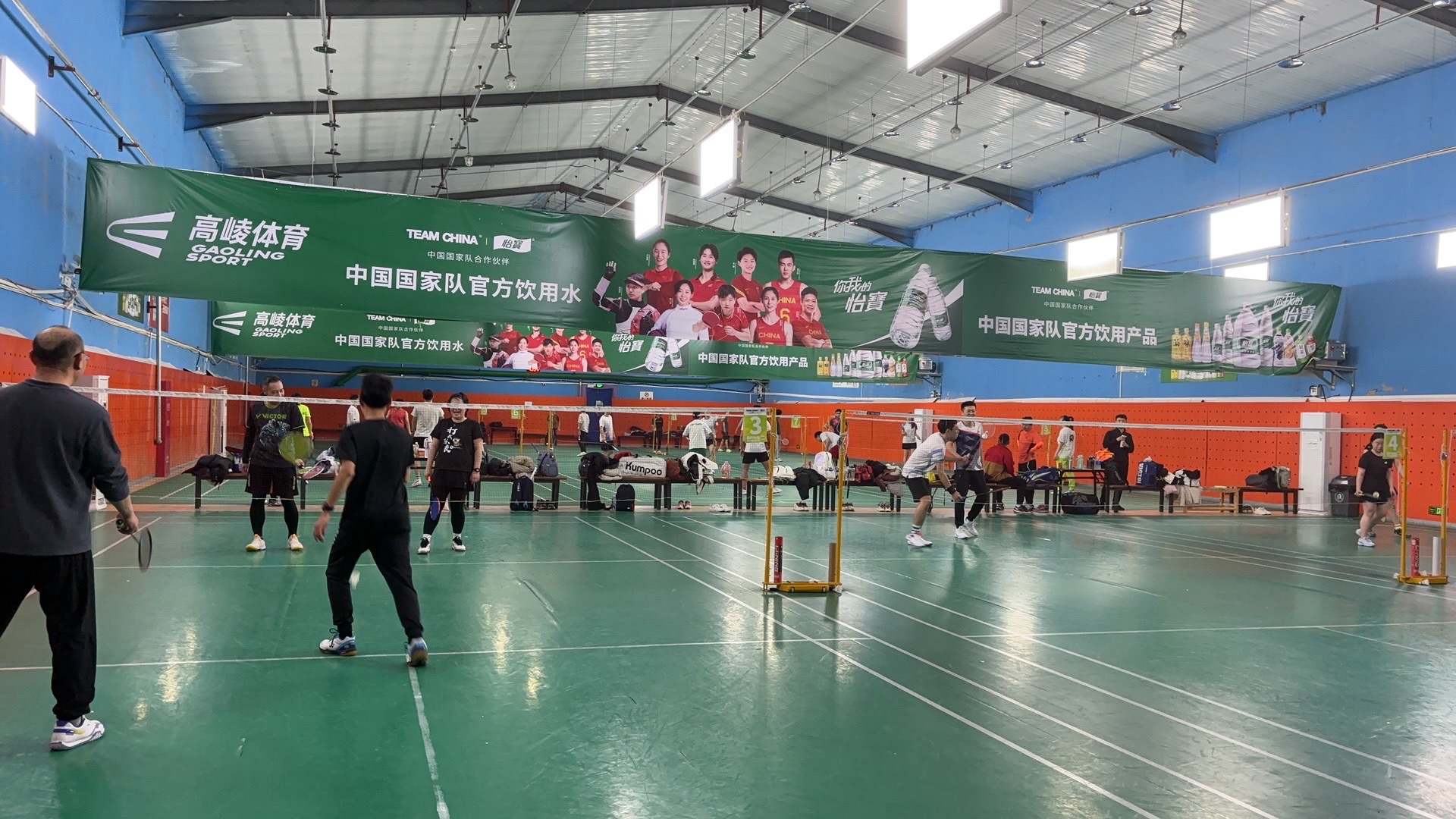 场地封面-高崚体育羽毛球馆(次渠圣园店)