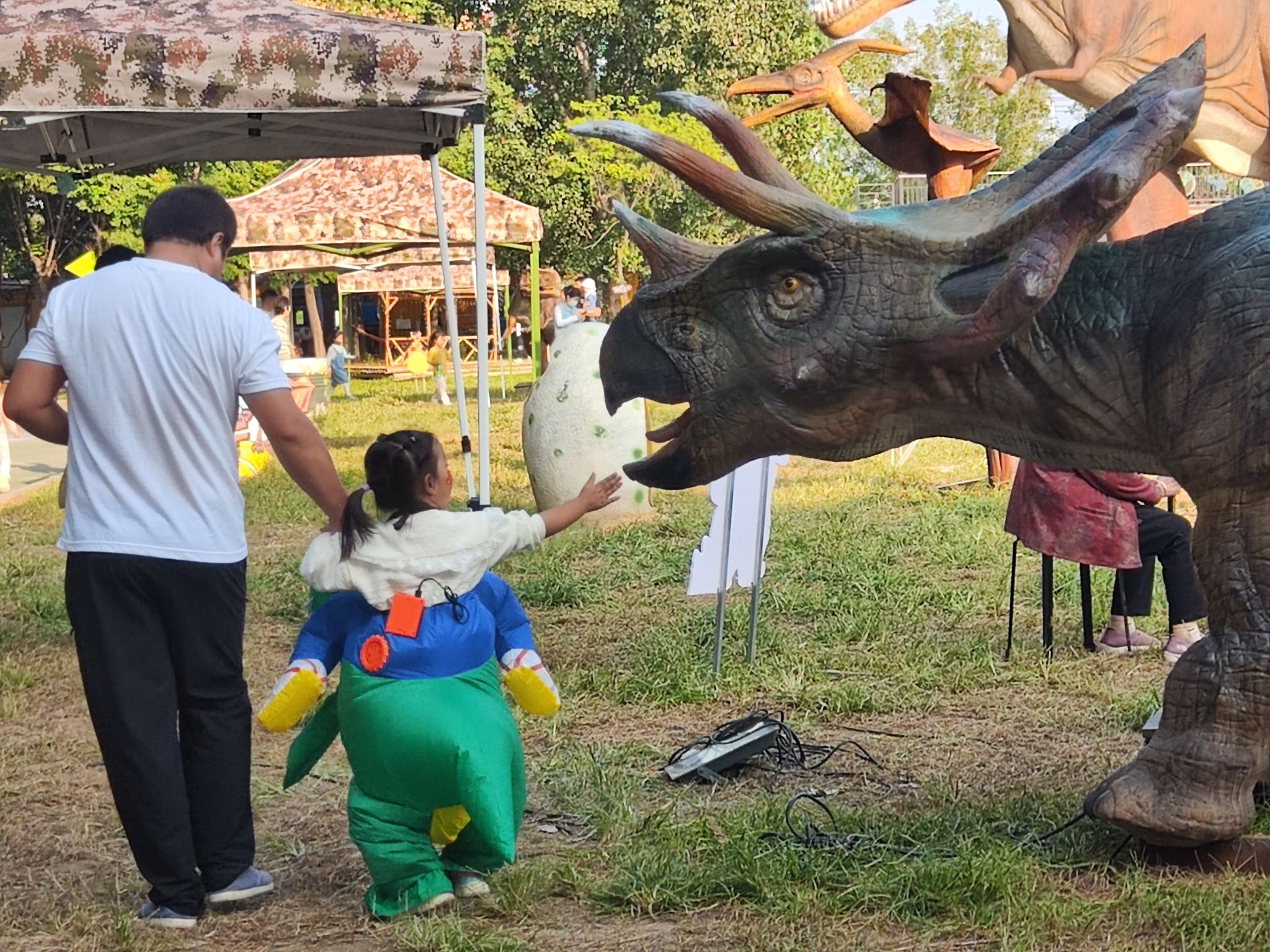 逛吃公园旅行图片 1