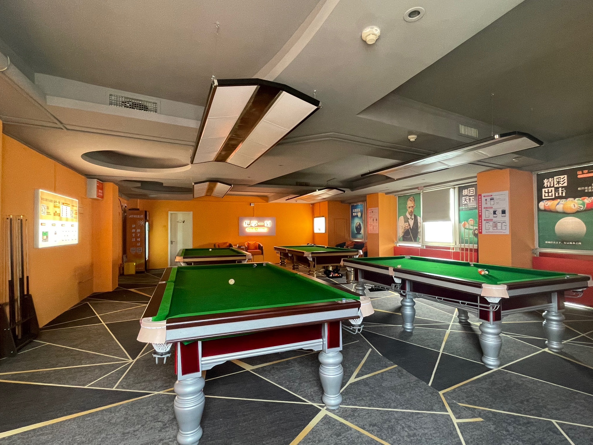 场地封面-纵享一刻24h无人自助台球(旺座现代城店)