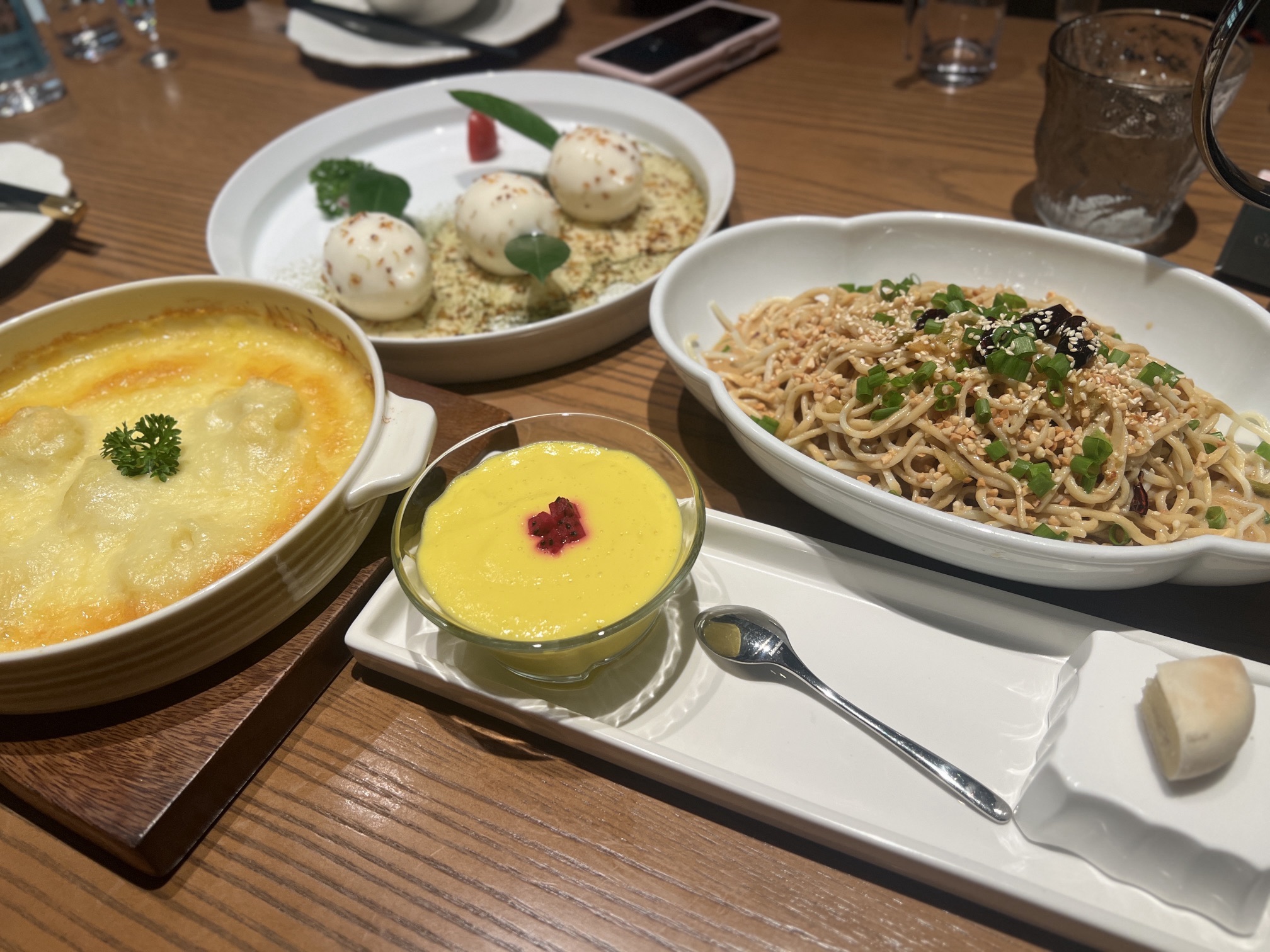 China rose月季·茶餐厅