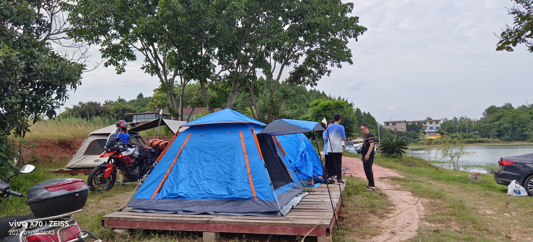 推荐场地-在水一方休闲庄露营基地