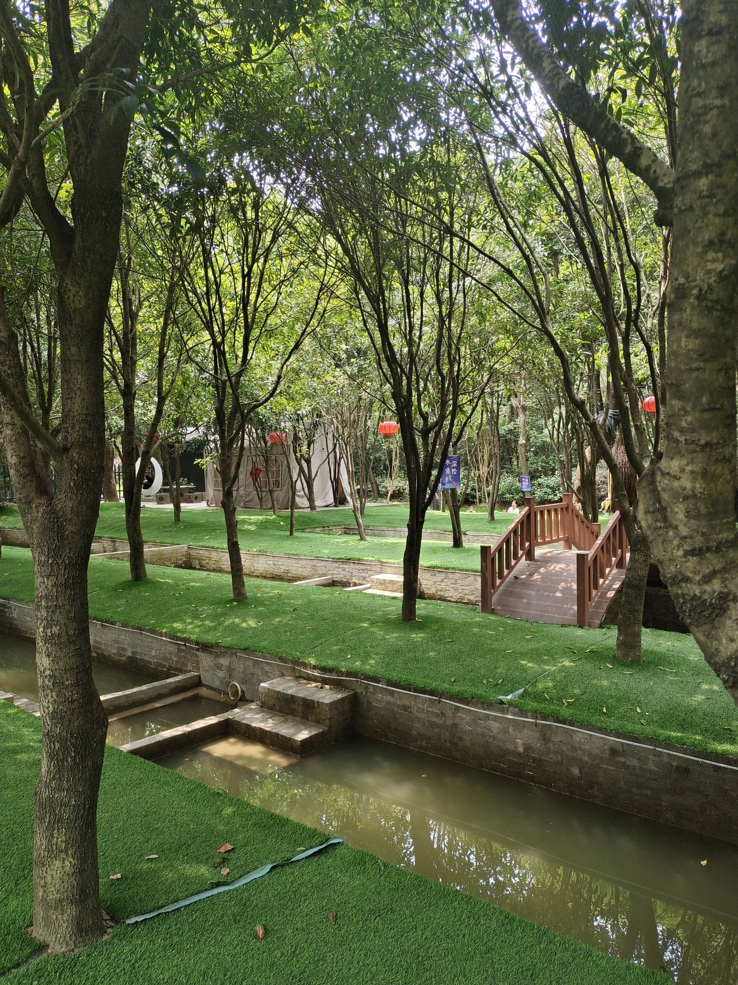 鱼水森情户外游乐基地