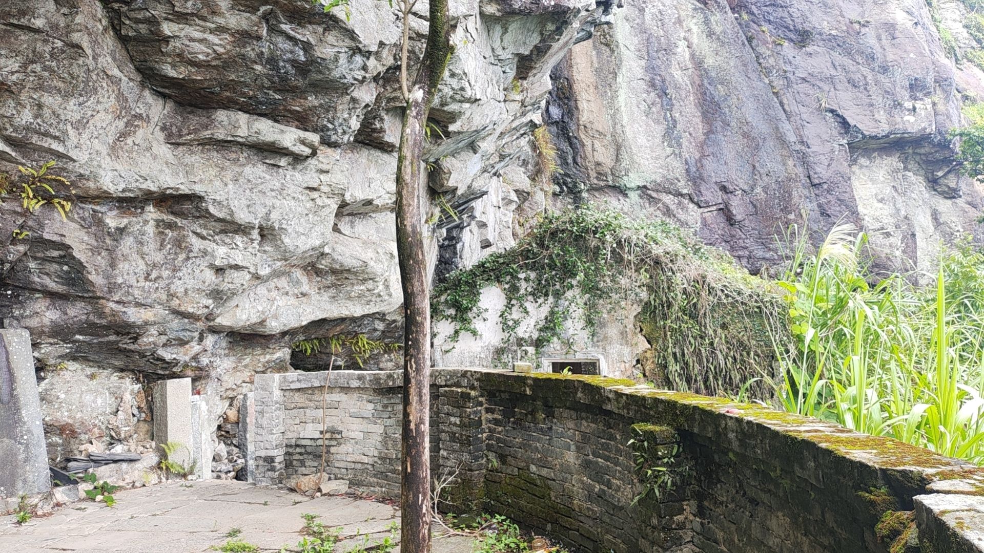 白马古寺实景照片