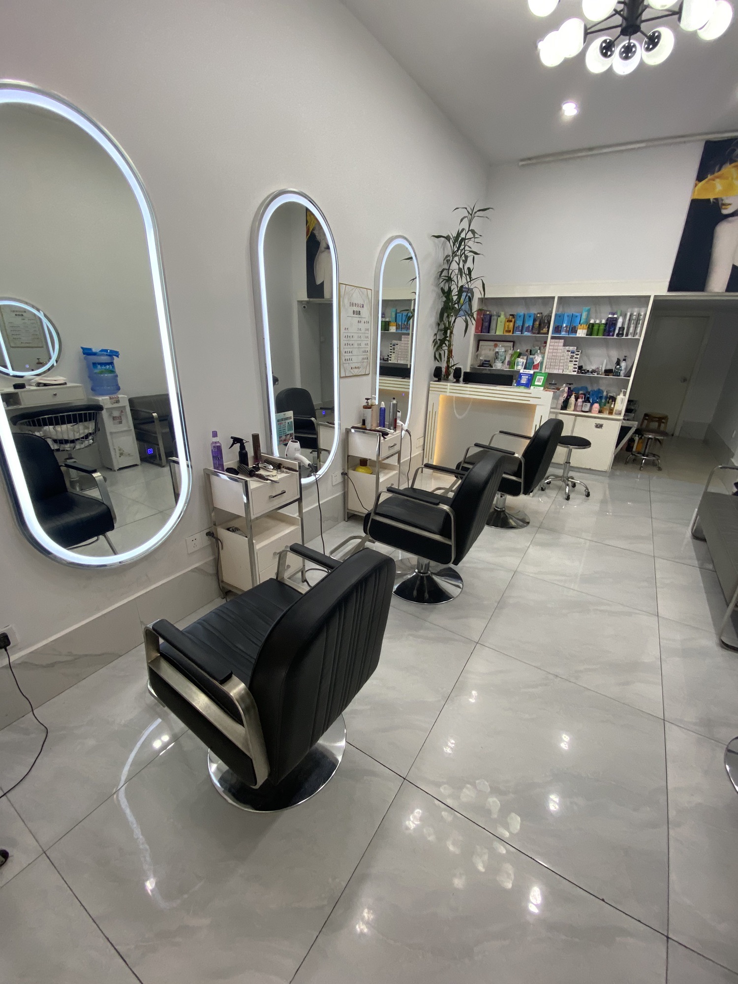 常德·美格·烫染发型设计(德泰花园店)