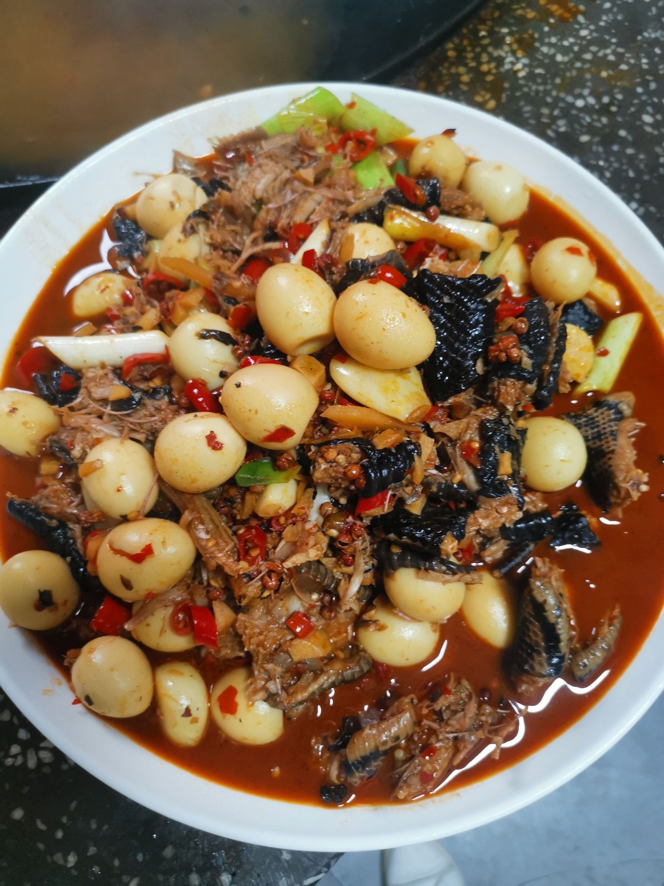 望圆山庄农家菜 - 草街街道便民圈栖邻生活圈餐饮服务服务点实景照片