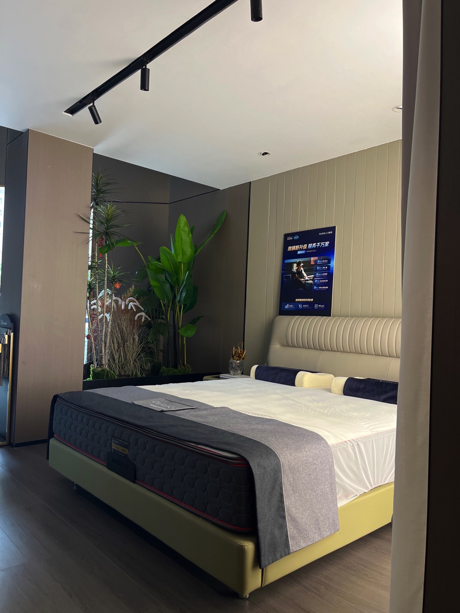 慕思床垫睡眠定制(万宁华亚欢乐城店)
