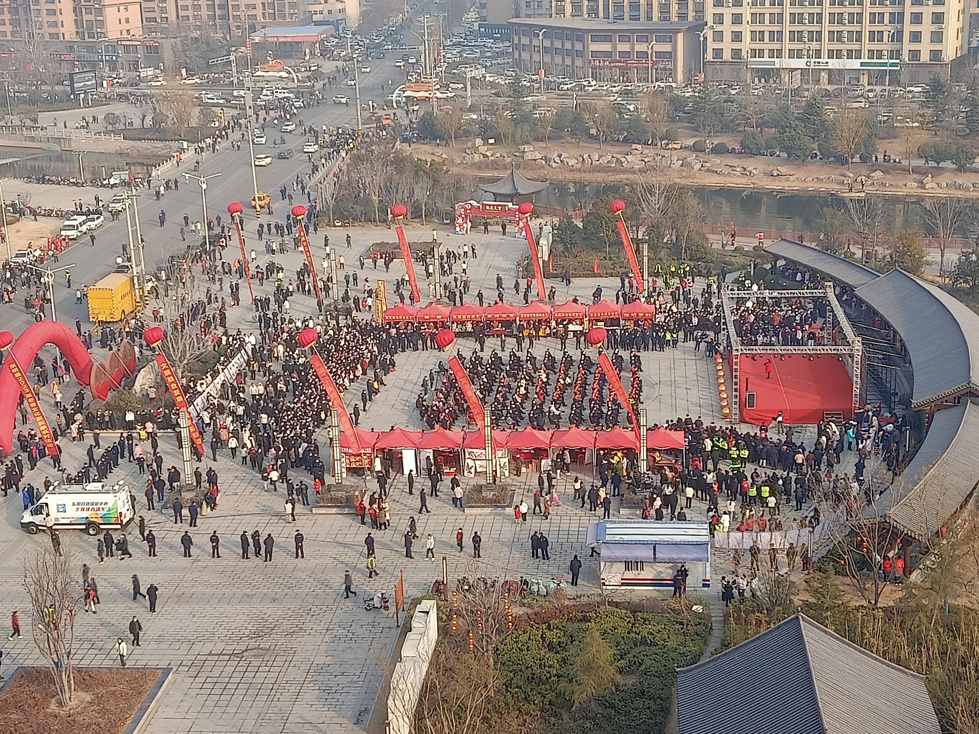 民法典文化广场旅行图片 1